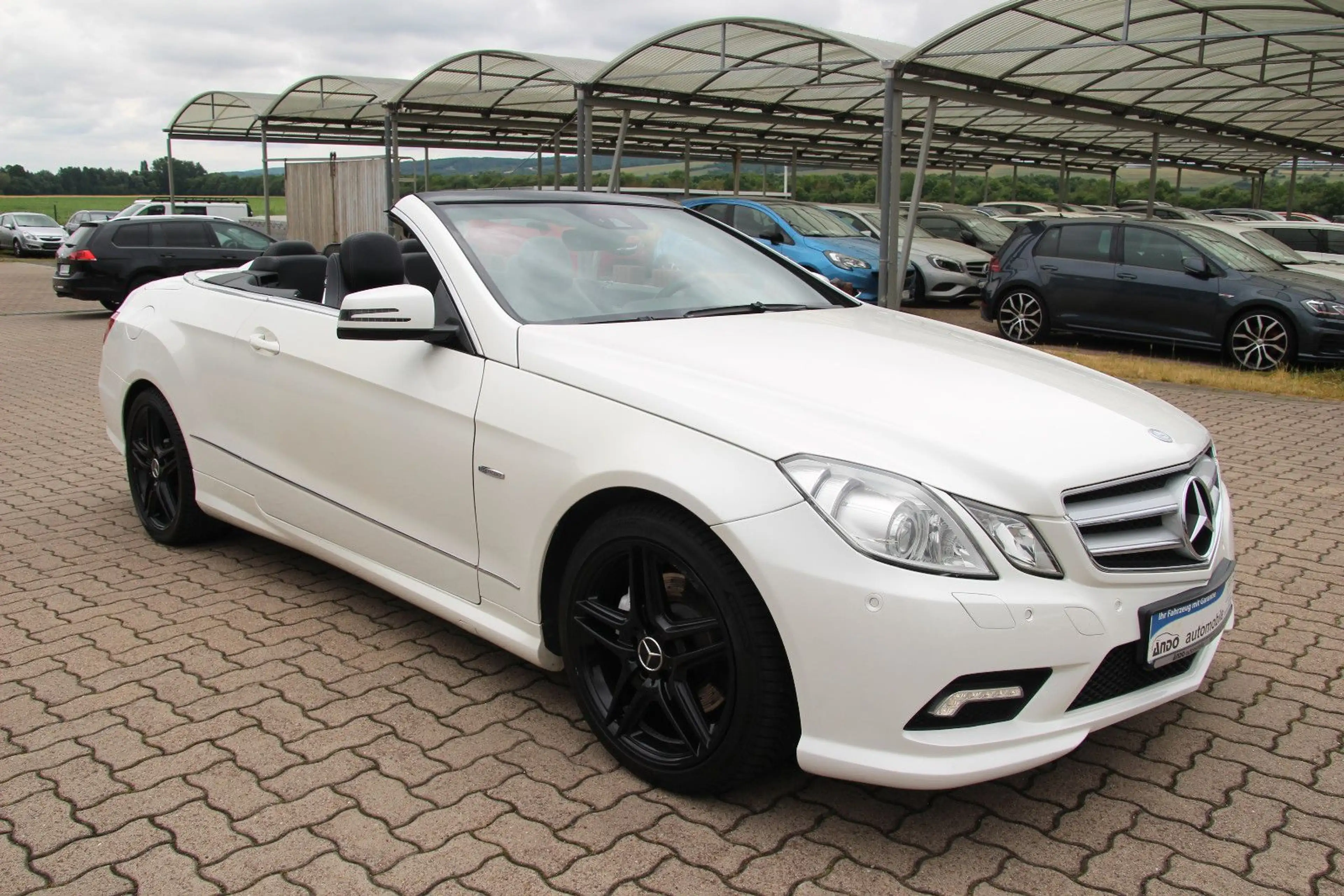 Mercedes-Benz E 250 Cabrio AMG-Line Leder/Xenon/Navi/Airscarf — photo 10