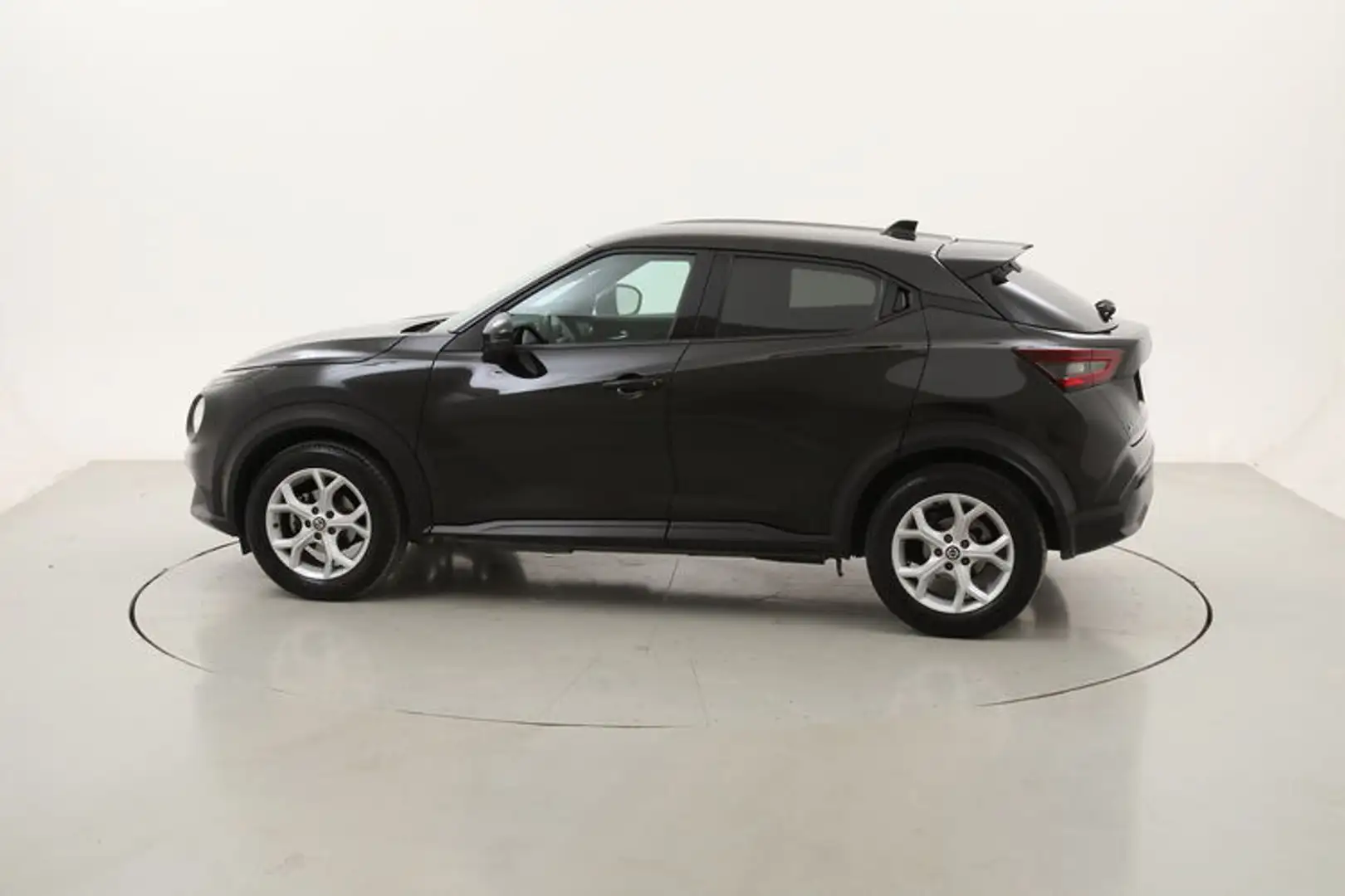 Nissan Juke N-Connecta 1.0 Benzina 114CV Чорний - 2