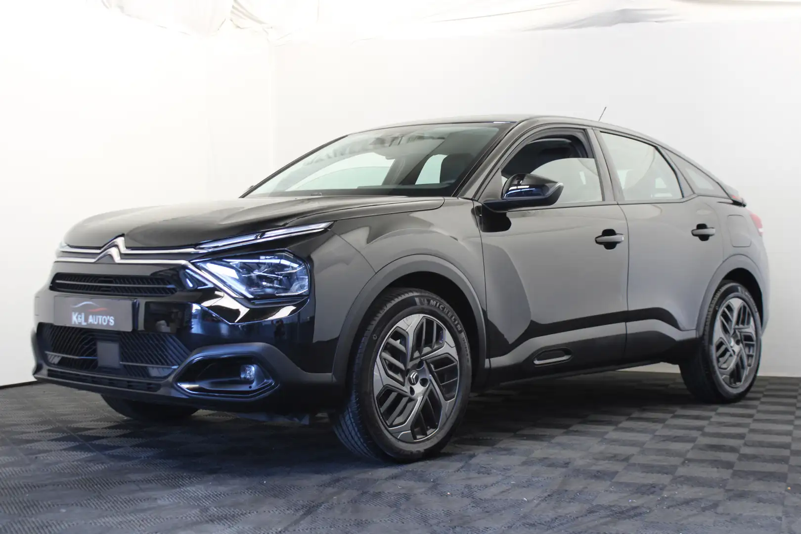 Citroen C4 1.2 Puretech Feel Schwarz - 1