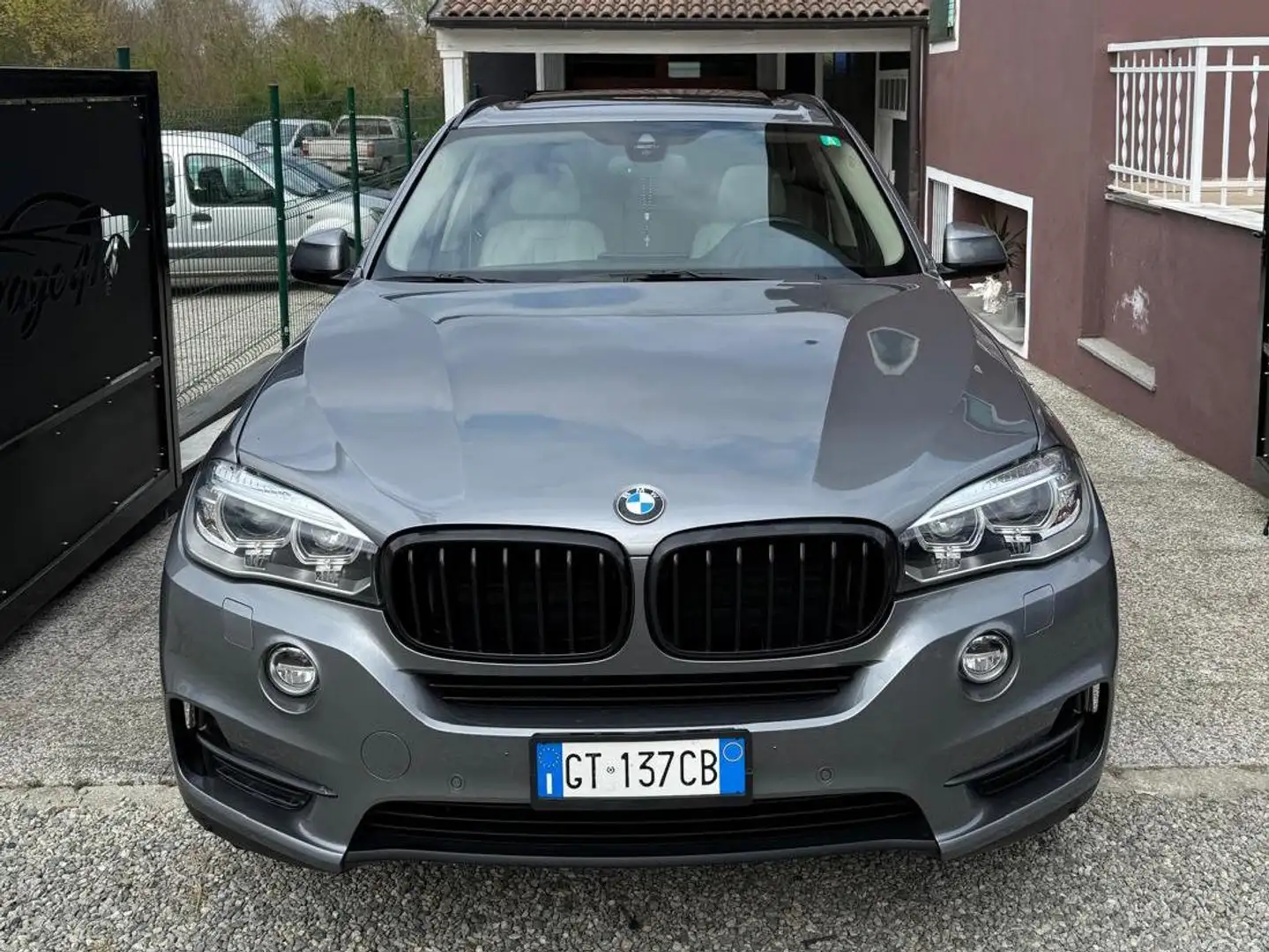 BMW X5 X5 xdrive40d Experience auto Grey - 2