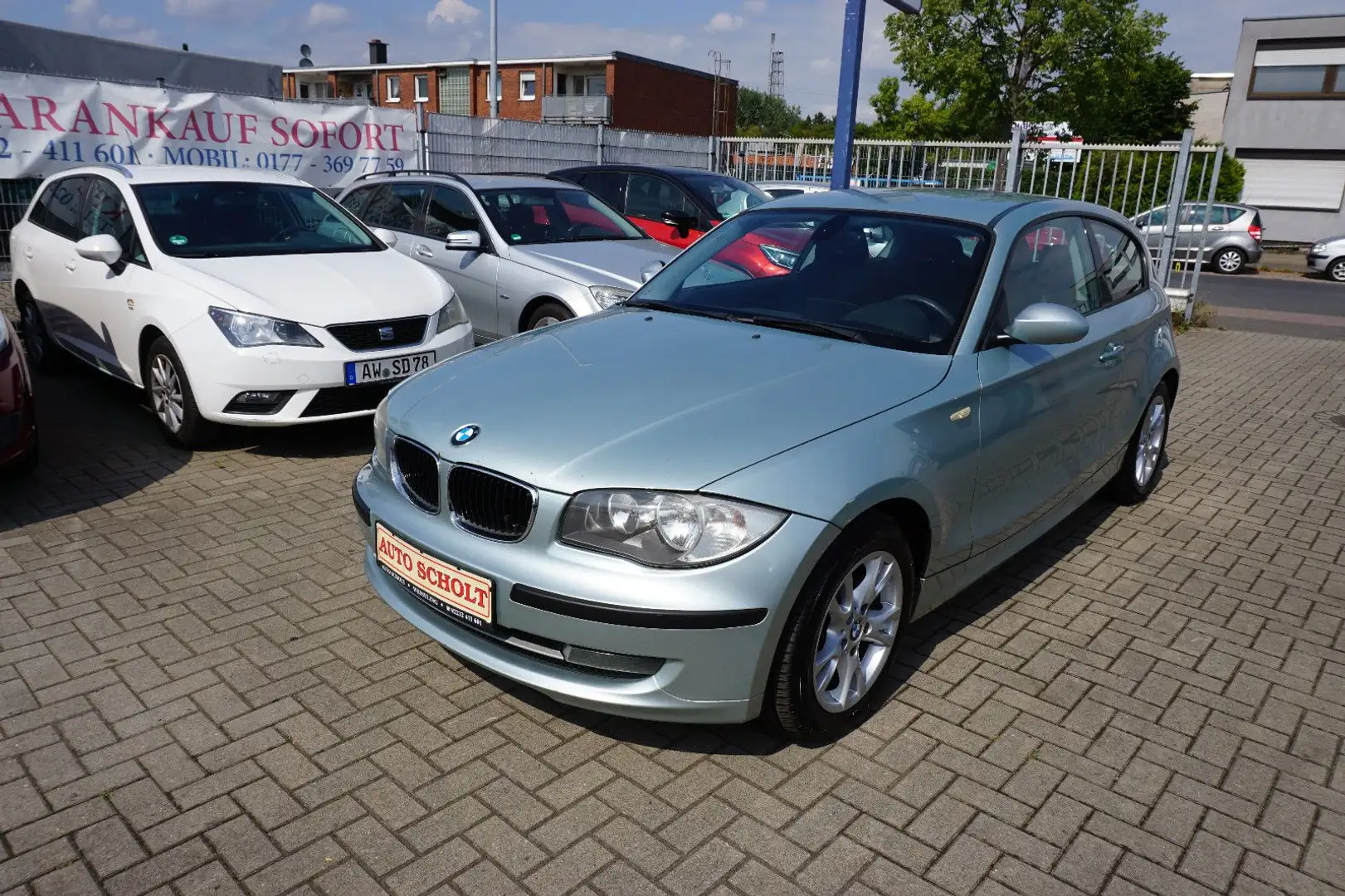 BMW 118 Baureihe 1 Lim. 118d Argent - 1