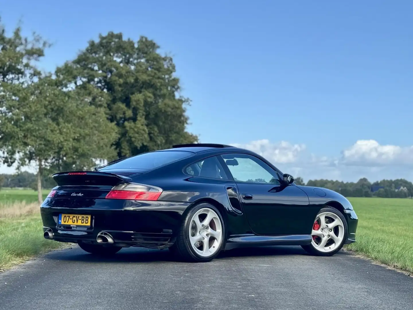 Porsche 996 3.6 Coupé Turbo Nero - 2