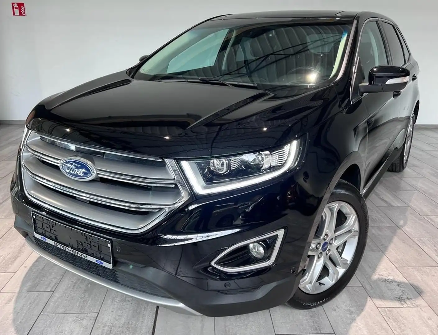 Ford Edge Titanium 2.0TDCi 210CV AWD BTE AUTO *CUIR*TO PANO* Noir - 1