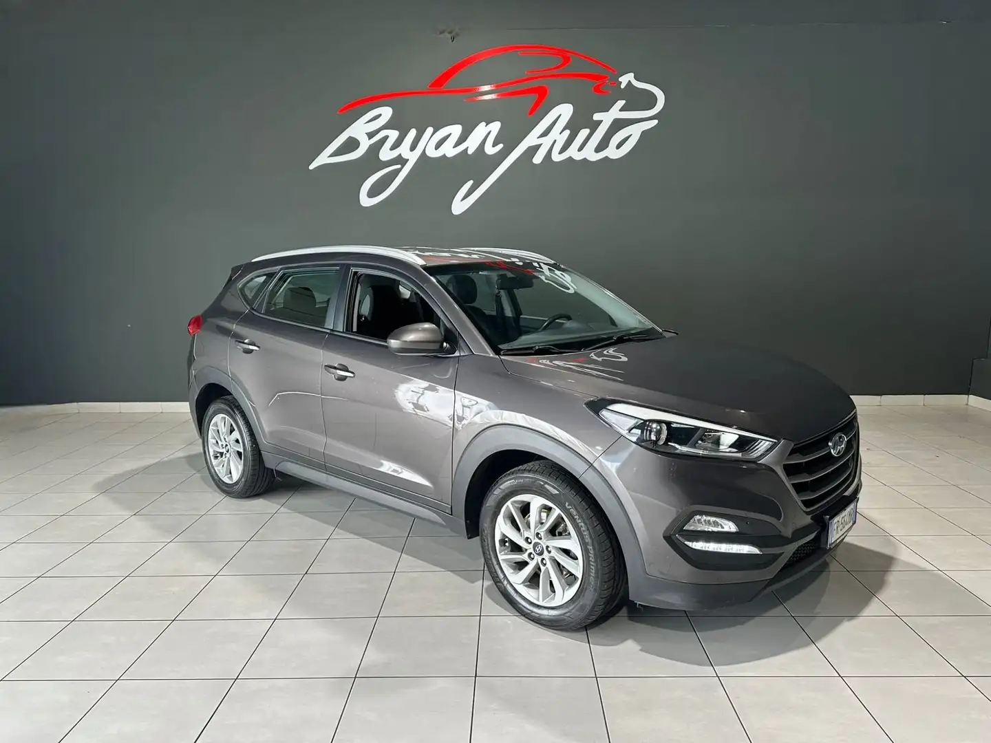 Hyundai TUCSON 1.7 crdi Comfort 2wd 141cv dct - 2
