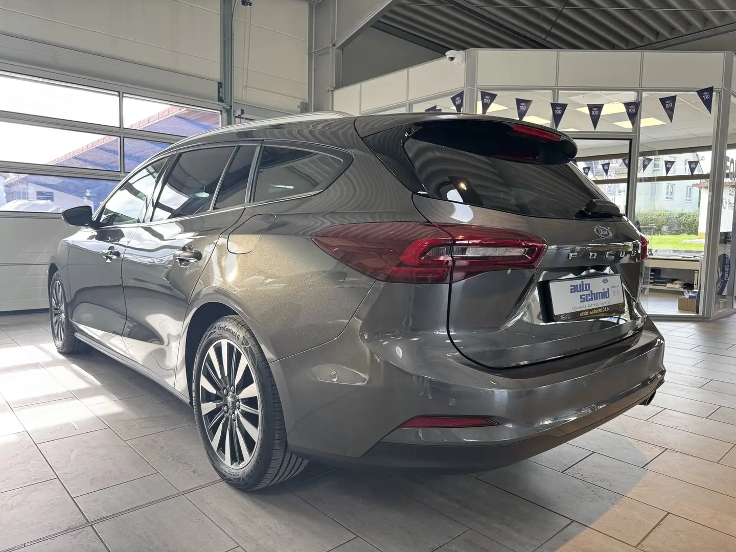 Ford Focus Turnier Titanium X Gris - 2