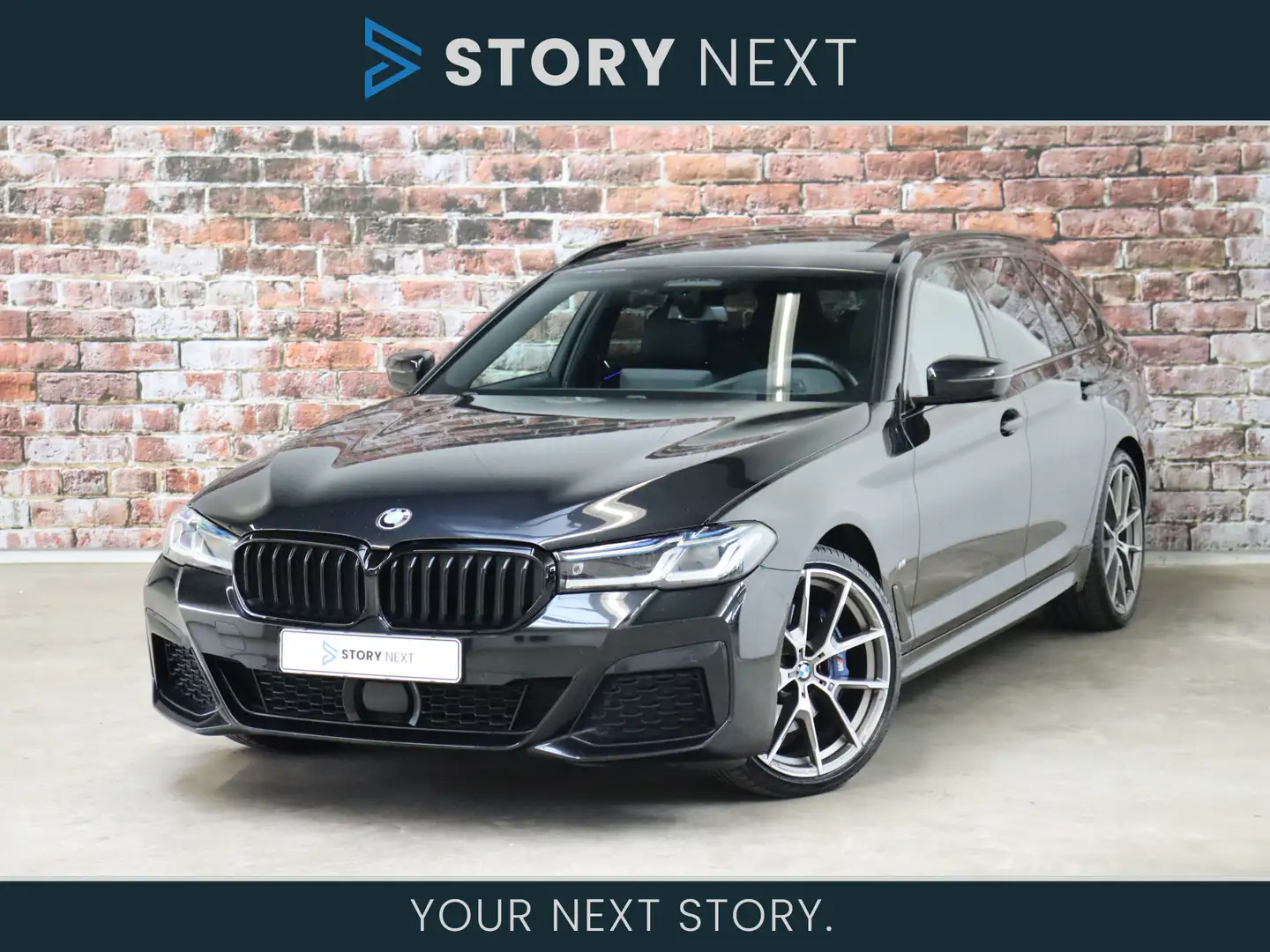 BMW 530 5-serie Touring 530i xDrive High Executive M Sport Zwart - 1