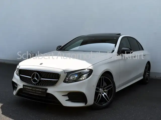 Mercedes-Benz E 43 AMG 4M Night MULTIBEAM Burmester Schiebedach.