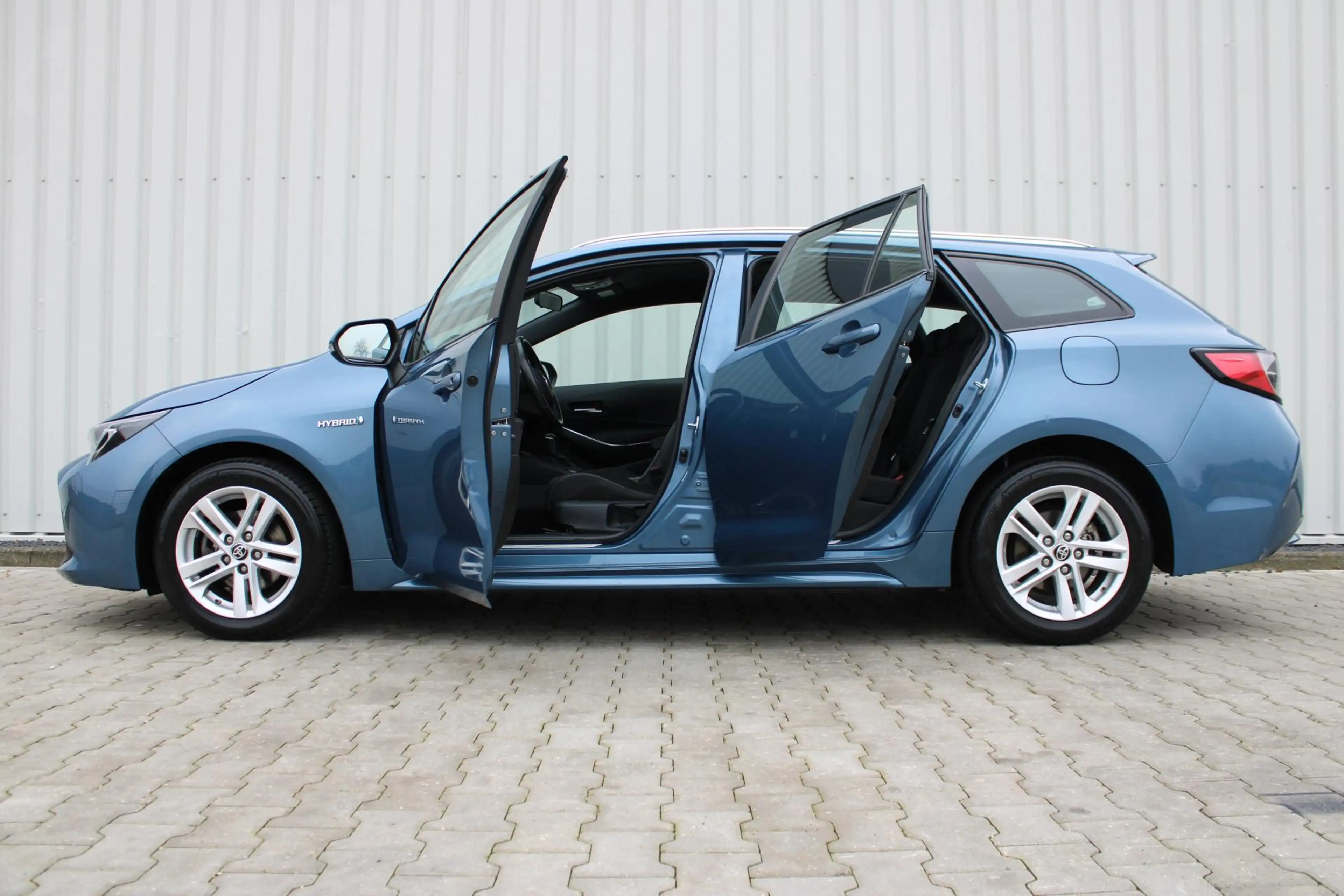 Toyota Corolla Touring Sports 1.8 Hybrid Business | Incl. 12 maan — photo 13