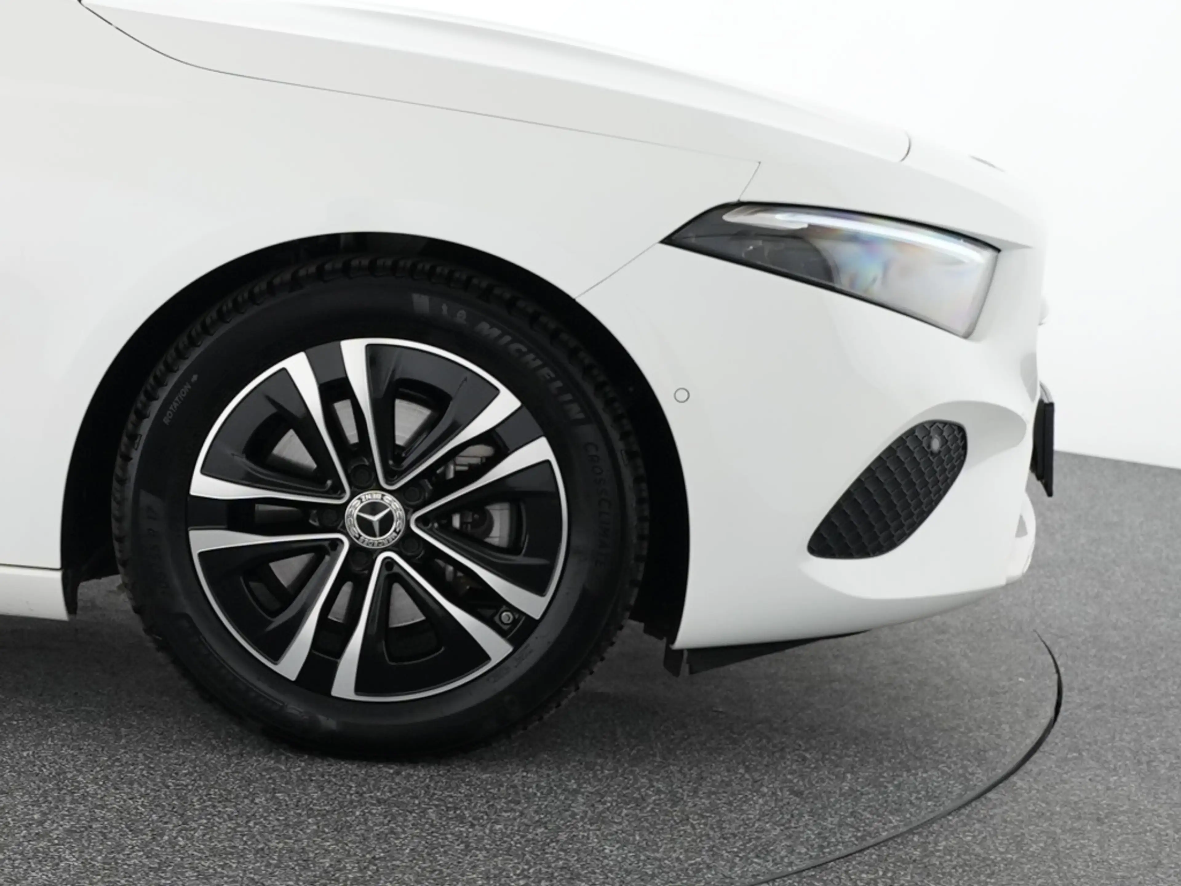Mercedes-Benz A 200 Progressive Advanced+ Pano Led Memory Keyless — photo 6