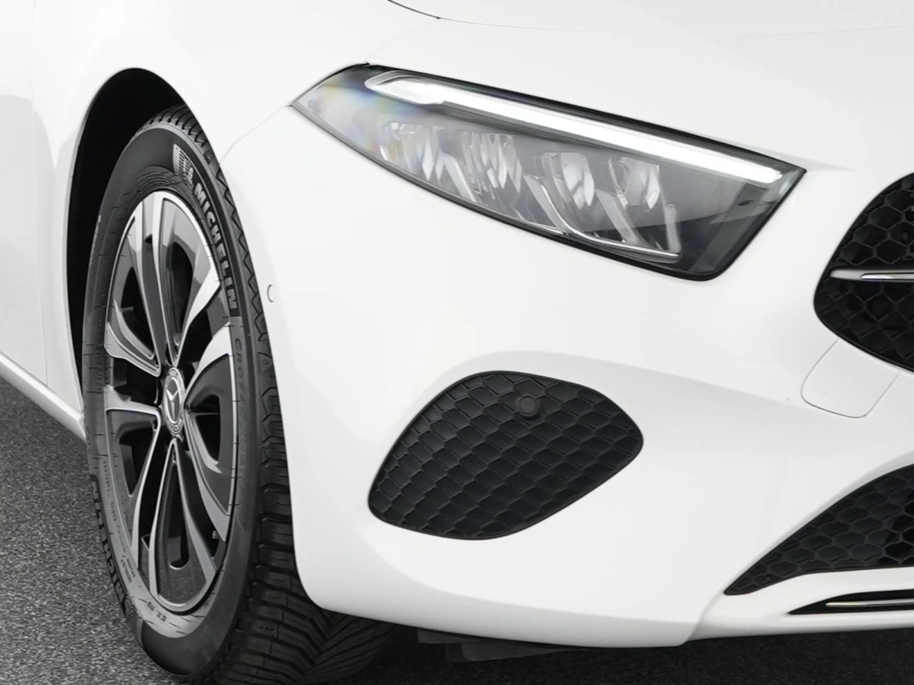 Mercedes-Benz A 200 Progressive Advanced+ Pano Led Memory Keyless — photo 7