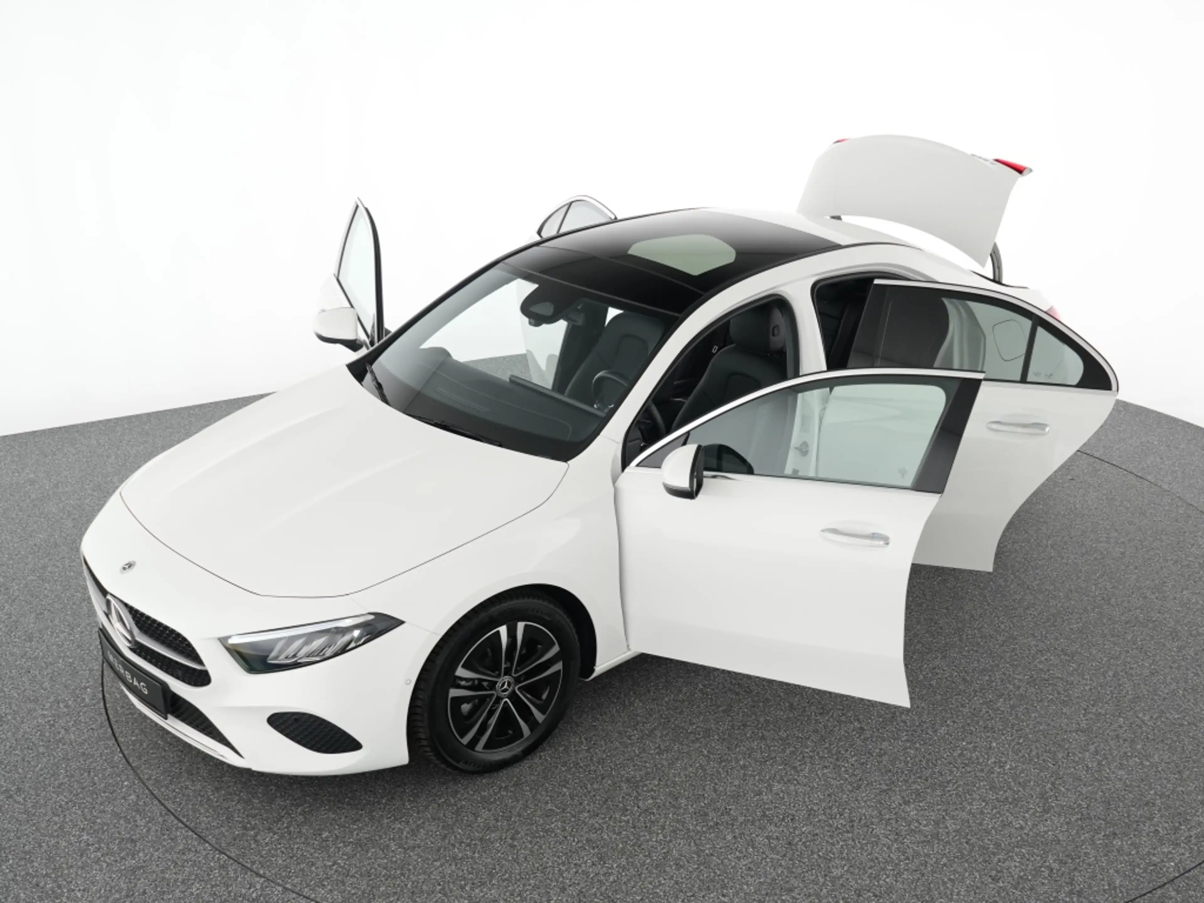 Mercedes-Benz A 200 Progressive Advanced+ Pano Led Memory Keyless — photo 12