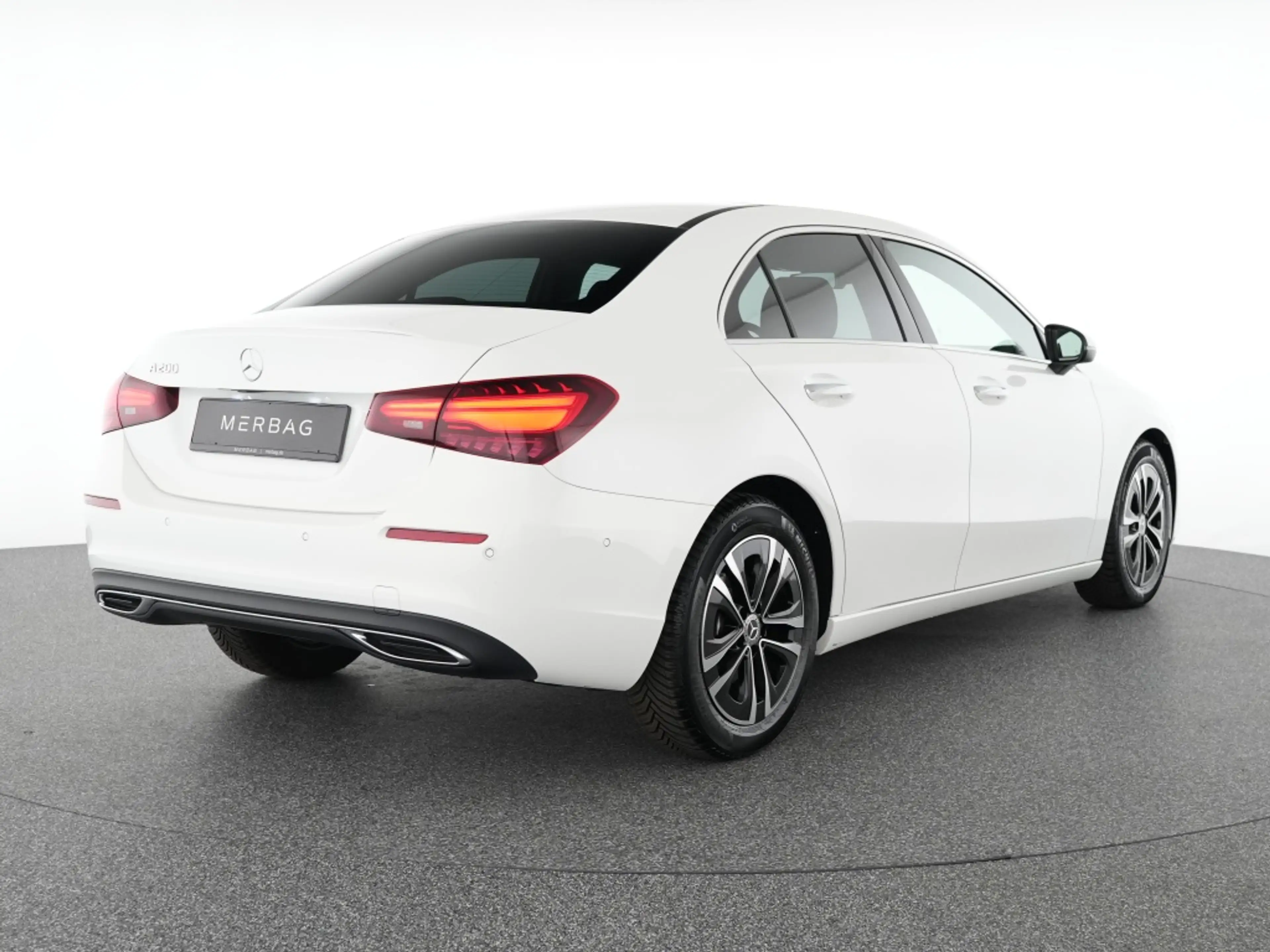 Mercedes-Benz A 200 Progressive Advanced+ Pano Led Memory Keyless — photo 3