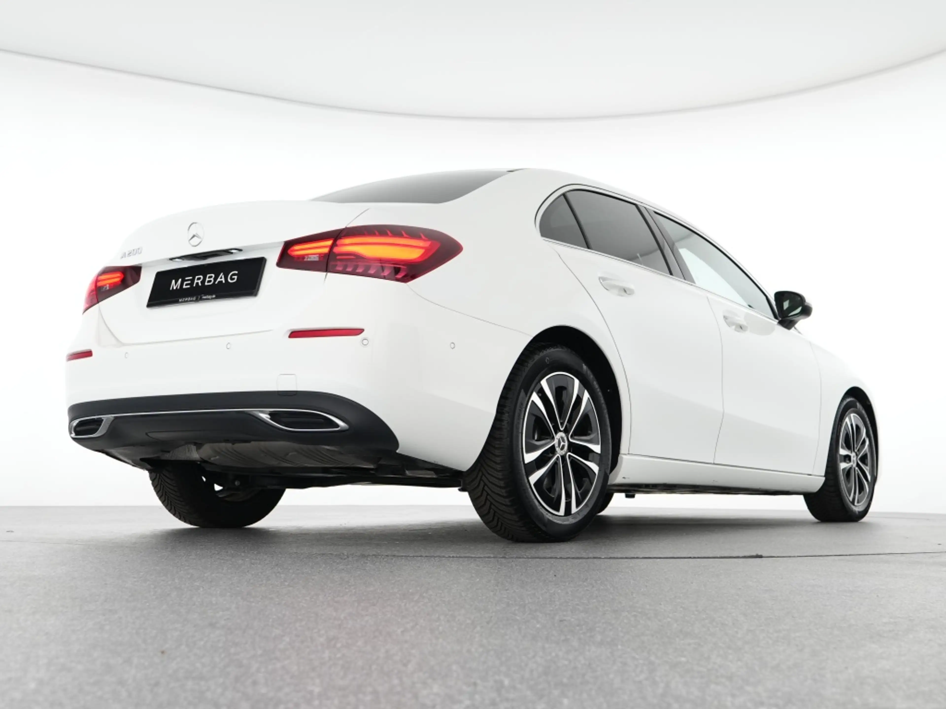 Mercedes-Benz A 200 Progressive Advanced+ Pano Led Memory Keyless — photo 9