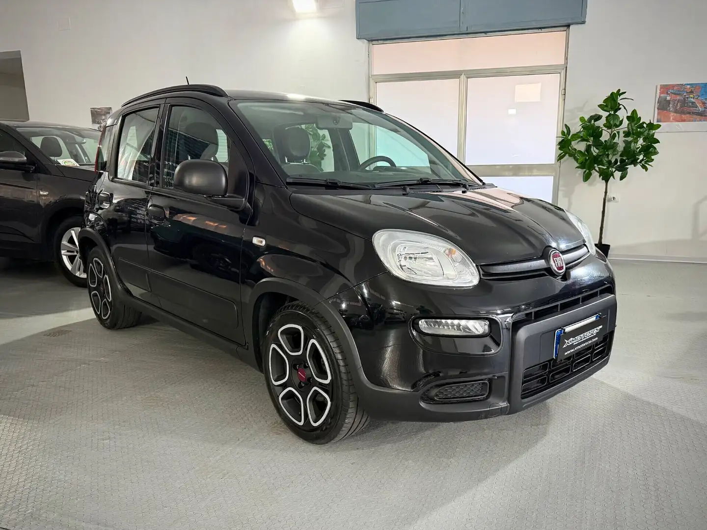 Fiat Panda 1.0 FireFly S&S Hybrid City Life Nero - 1