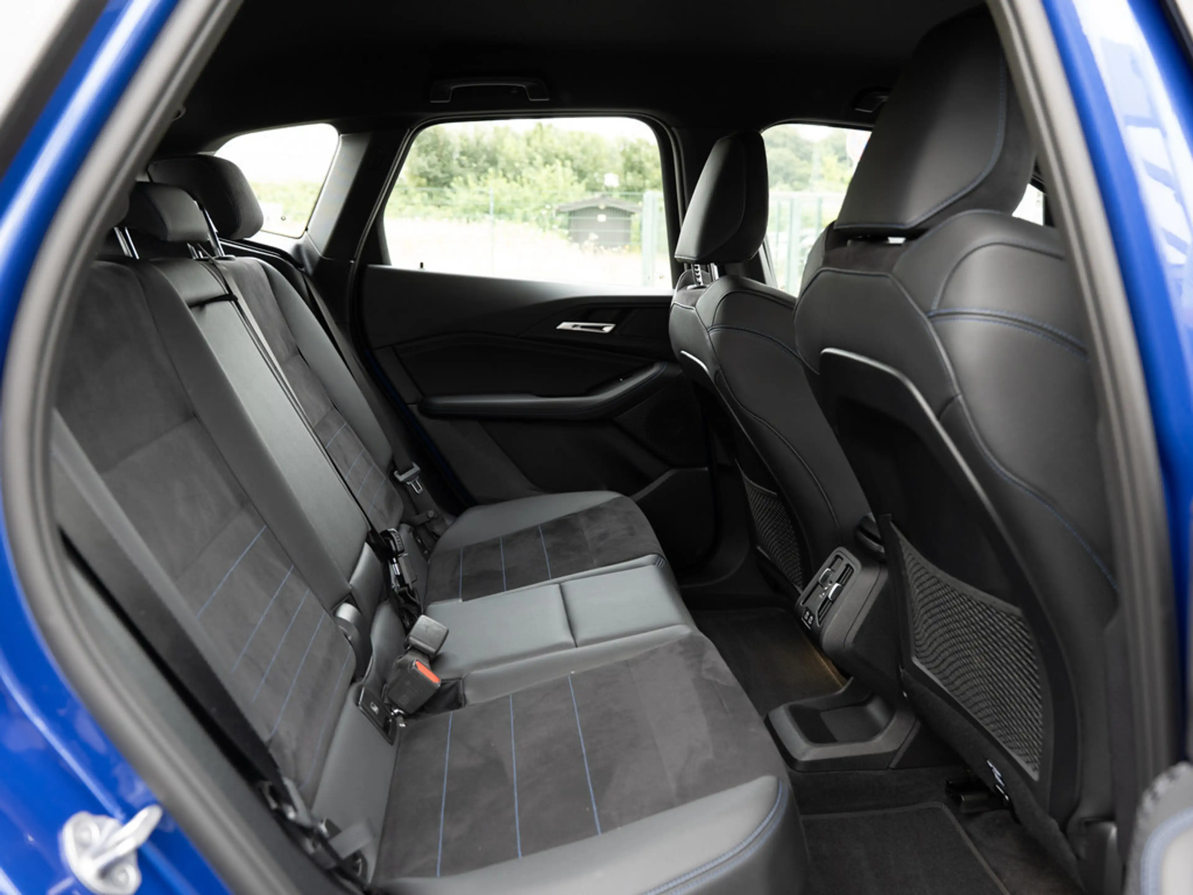 BMW 225 Active Tourer xDrive M-Sport LED NAVI SHZ — photo 9