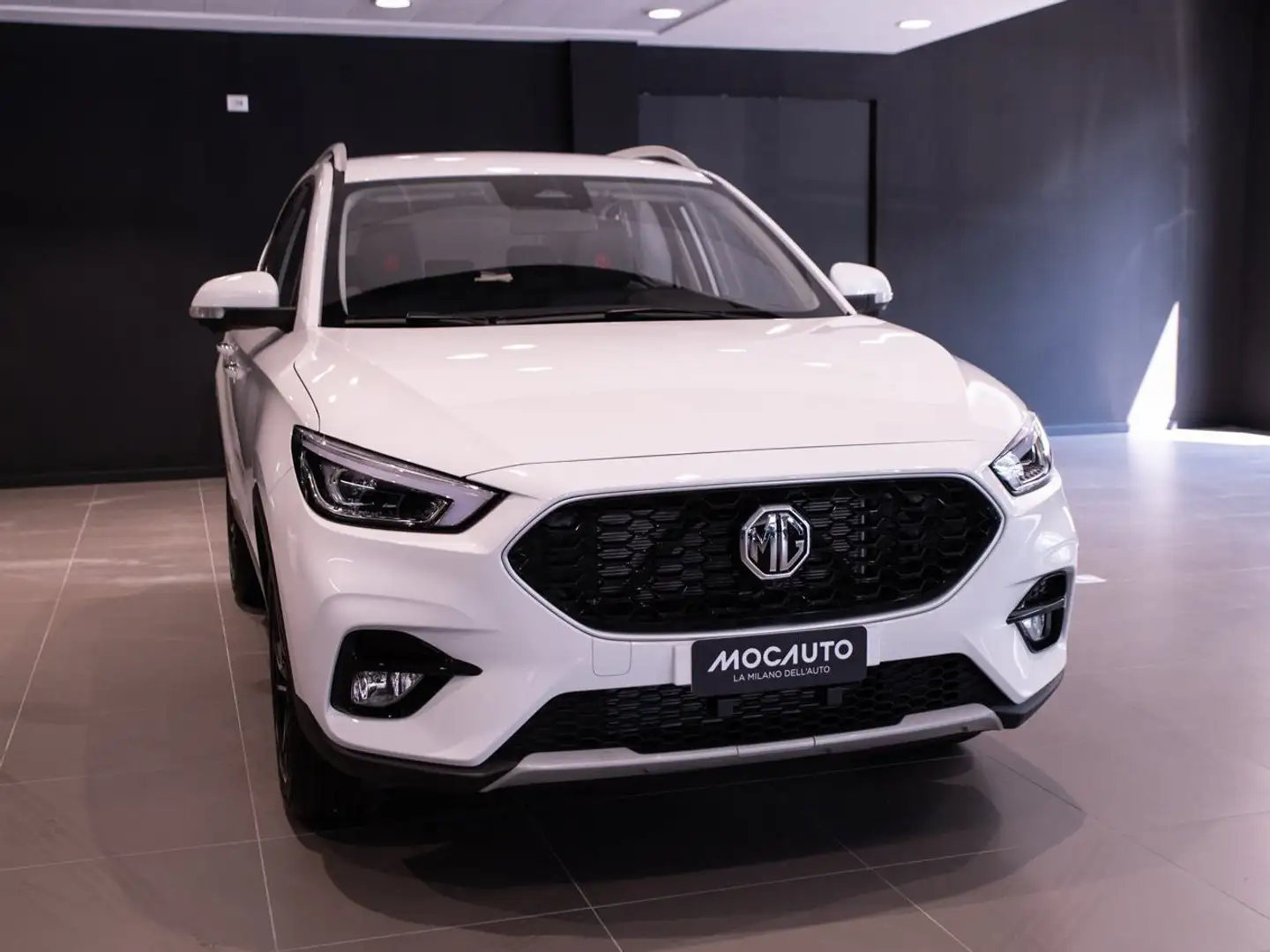 MG ZS 1.5 Classic Comfort Bianco - 2