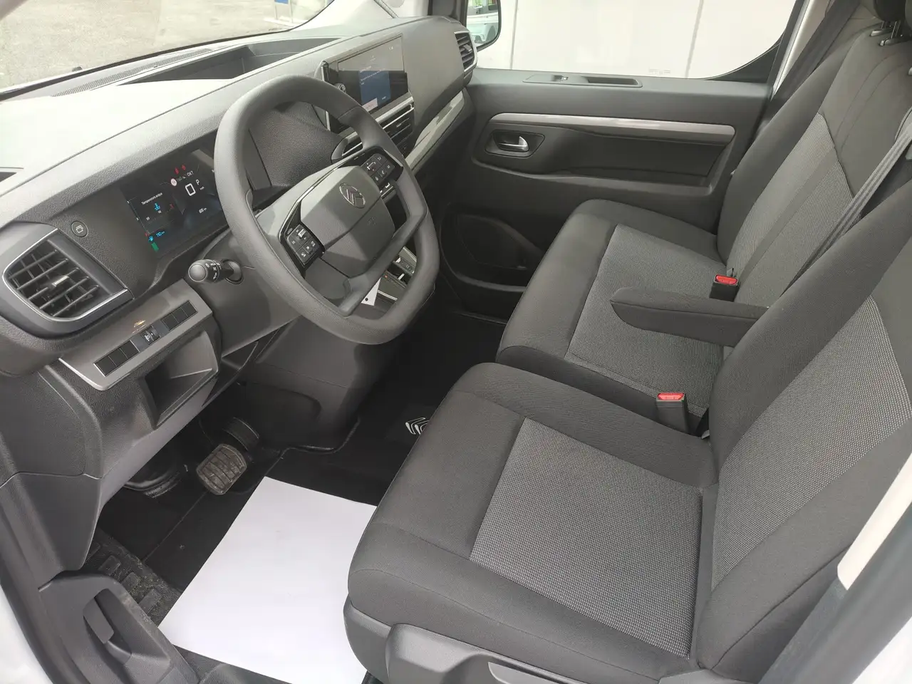 Citroen Spacetourer Business XL 9 POSTI 2.2 DIESEL 180 CV EAT8 PREZZO REALE IVA COMRPESA 7