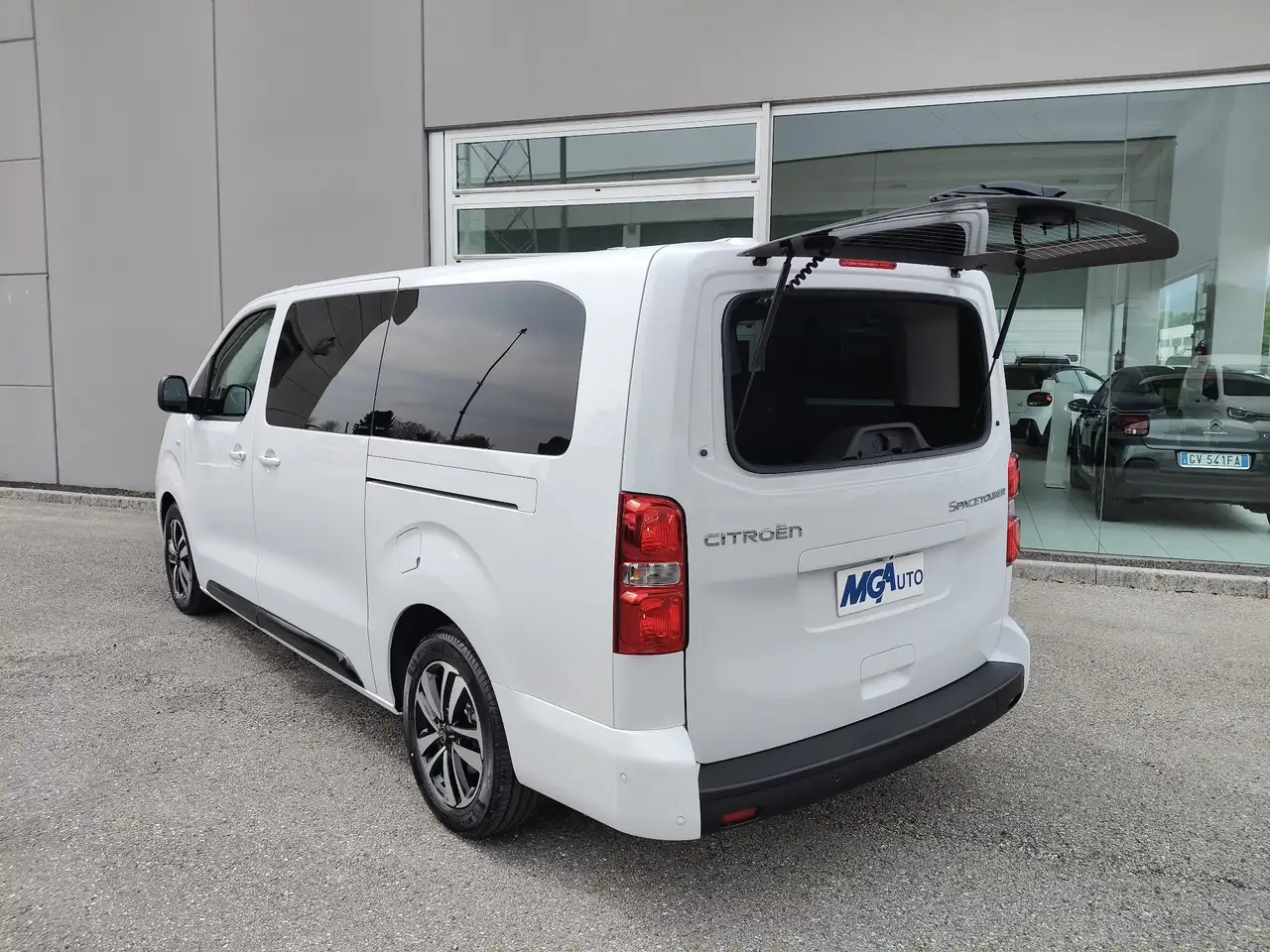 Citroen Spacetourer Business XL 9 POSTI 2.2 DIESEL 180 CV EAT8 PREZZO REALE IVA COMRPESA 5