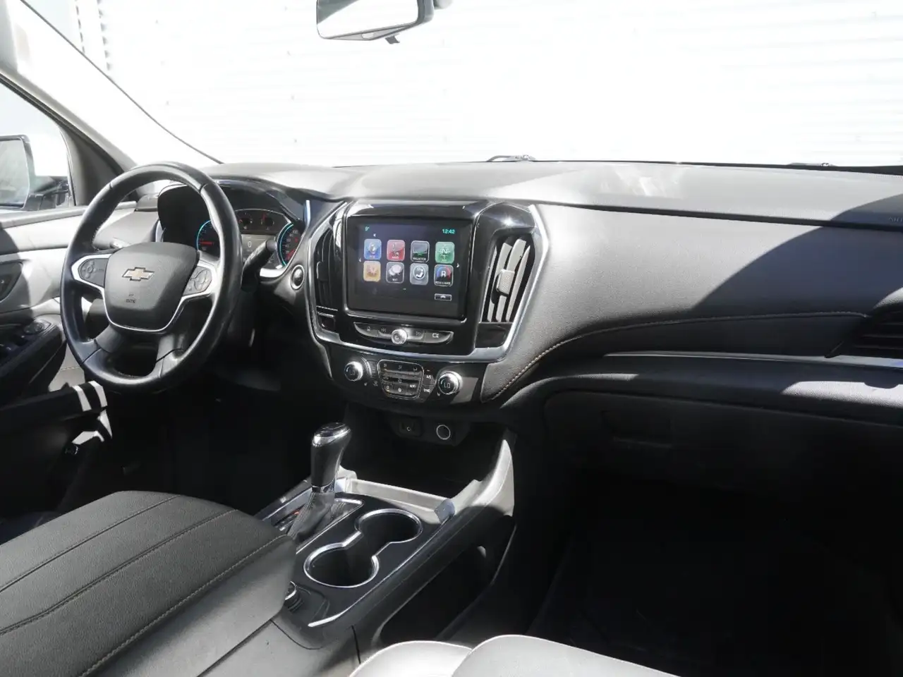 Chevrolet Traverse снимка Chevrolet Traverse