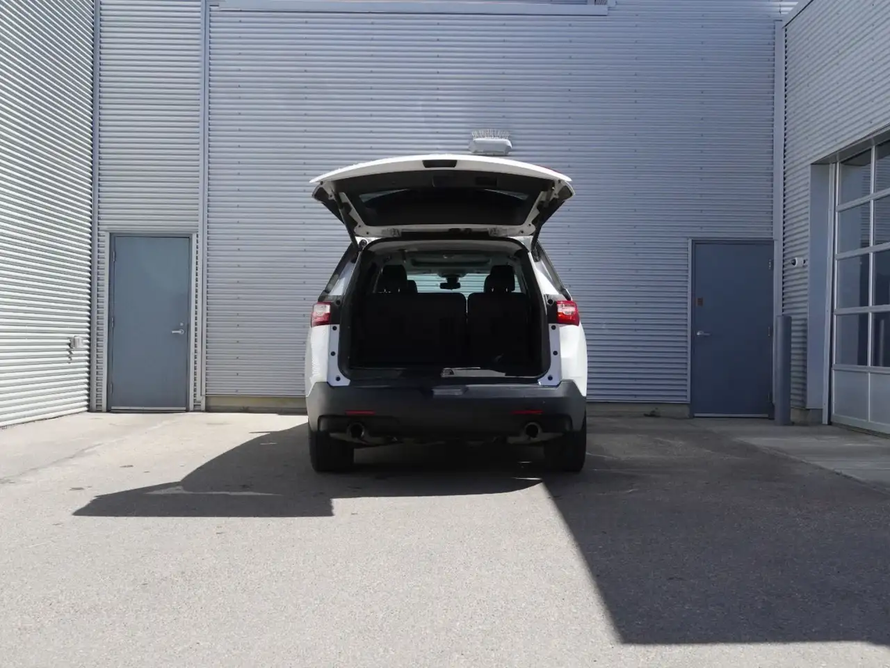 Chevrolet Traverse снимка Chevrolet Traverse