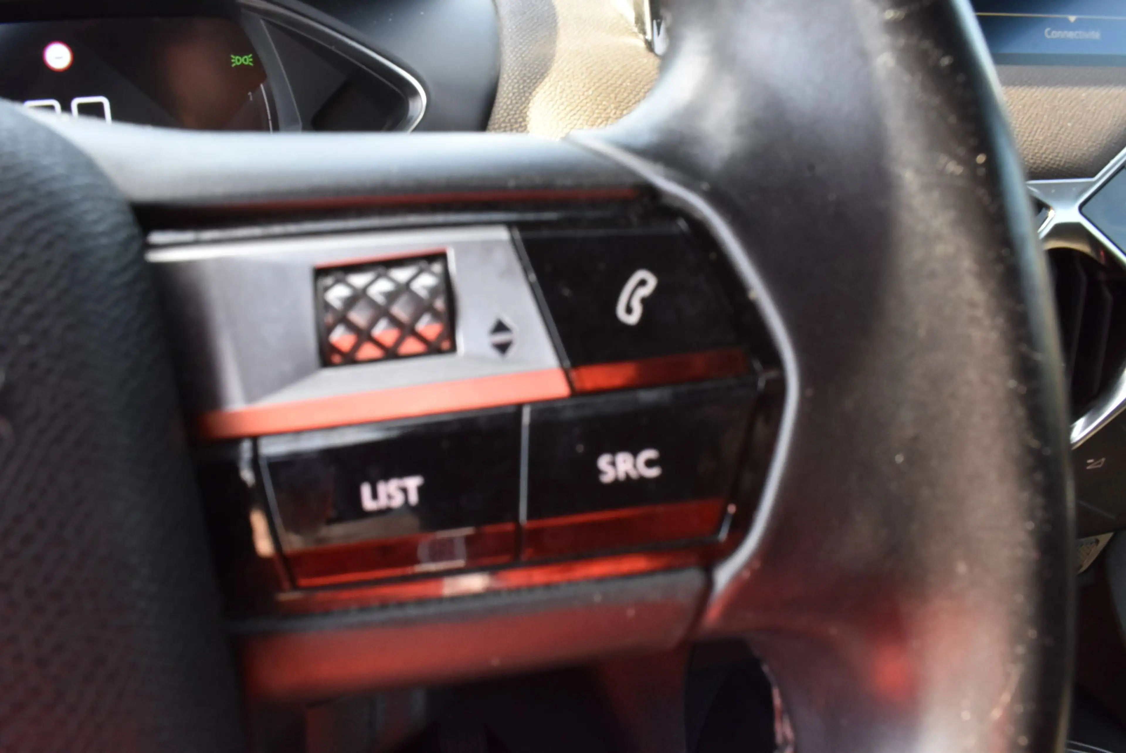 DS Automobiles DS 3 Crossback 1.2i So Chic GPS/Airco/Full Led ***12M GARANTIE*** — photo 14