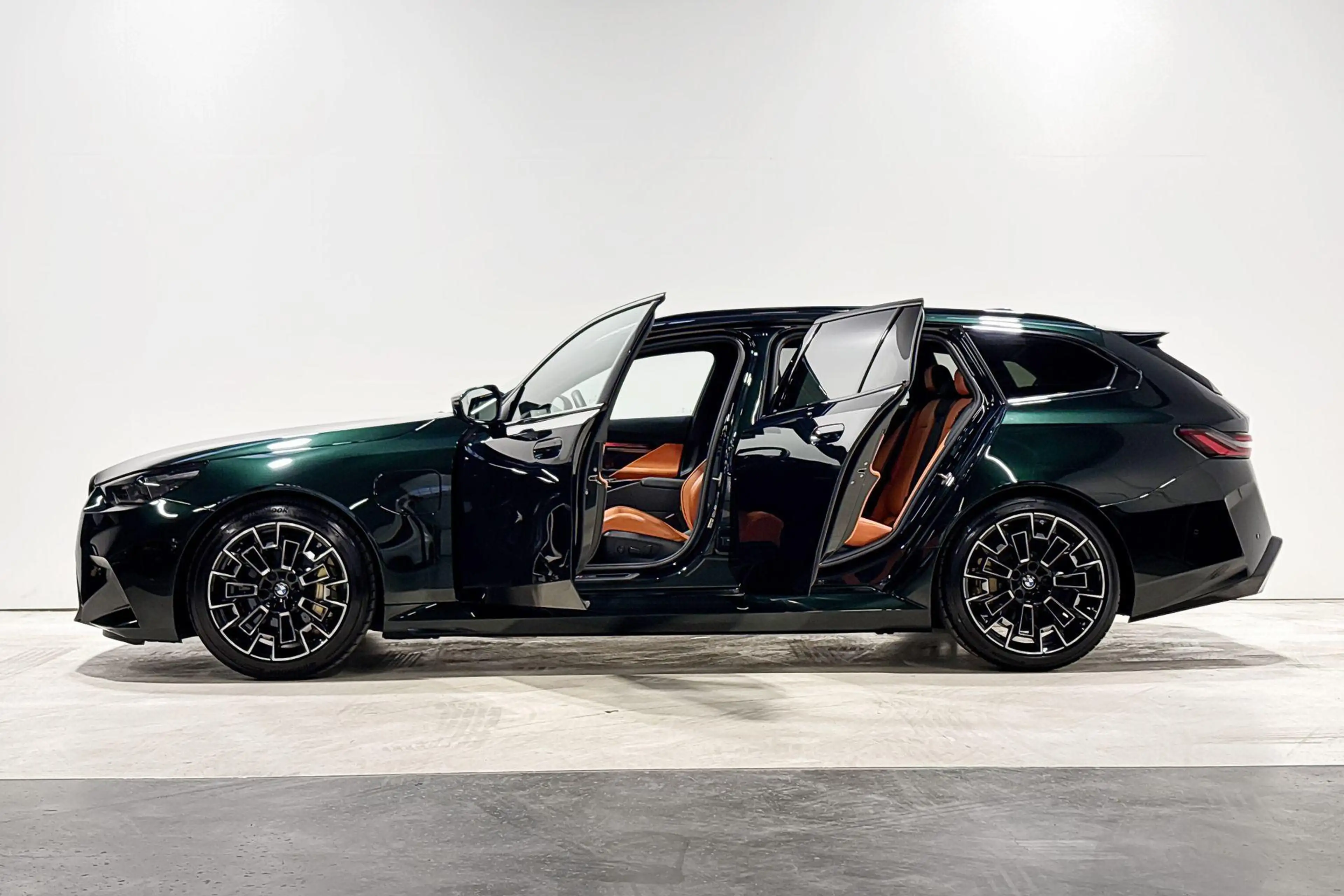 BMW M5 Touring - Verwacht: november 2026 — photo 3
