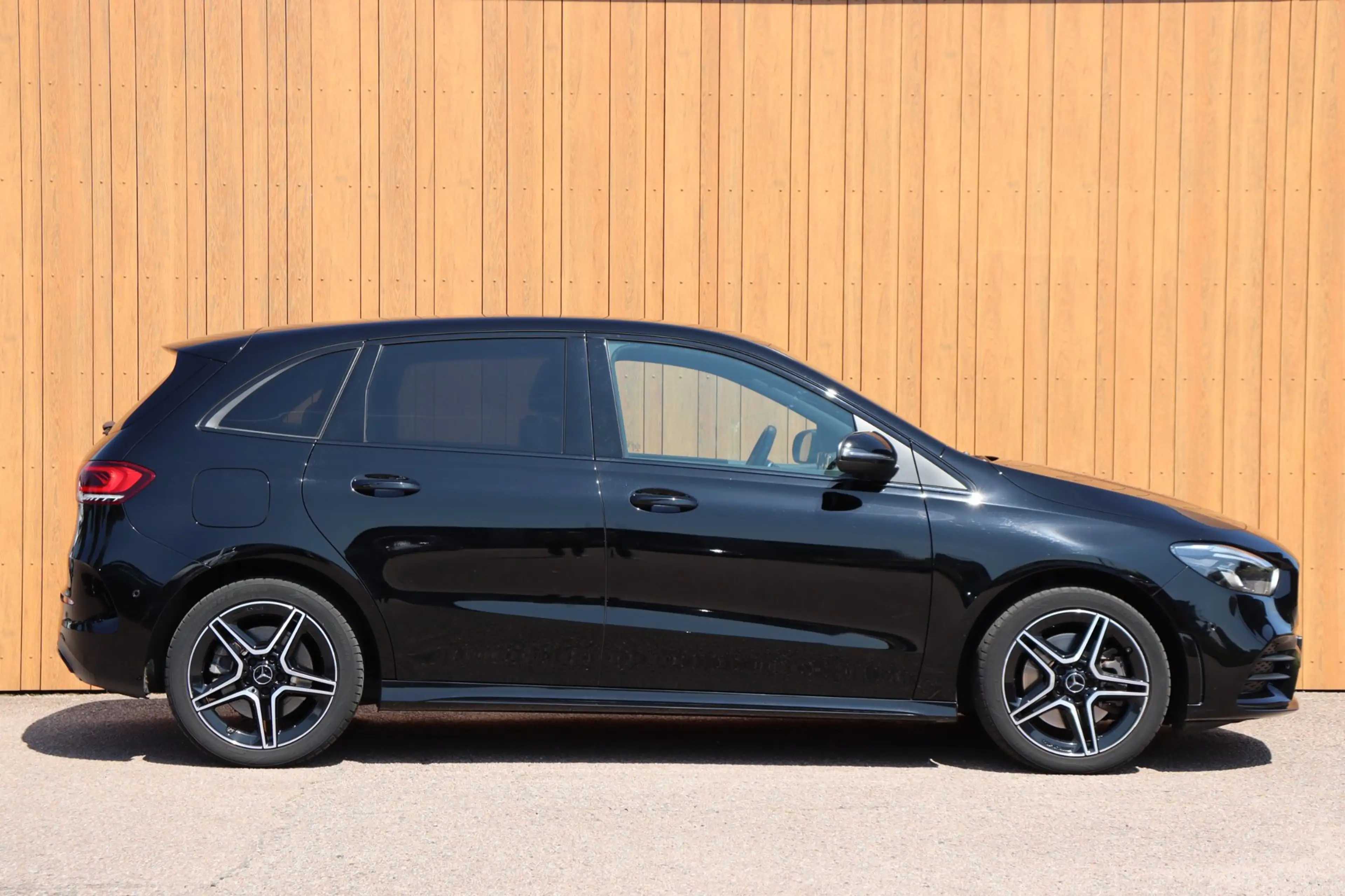 Mercedes-Benz B 250 e Premium Plus leer/alc camera — photo 5