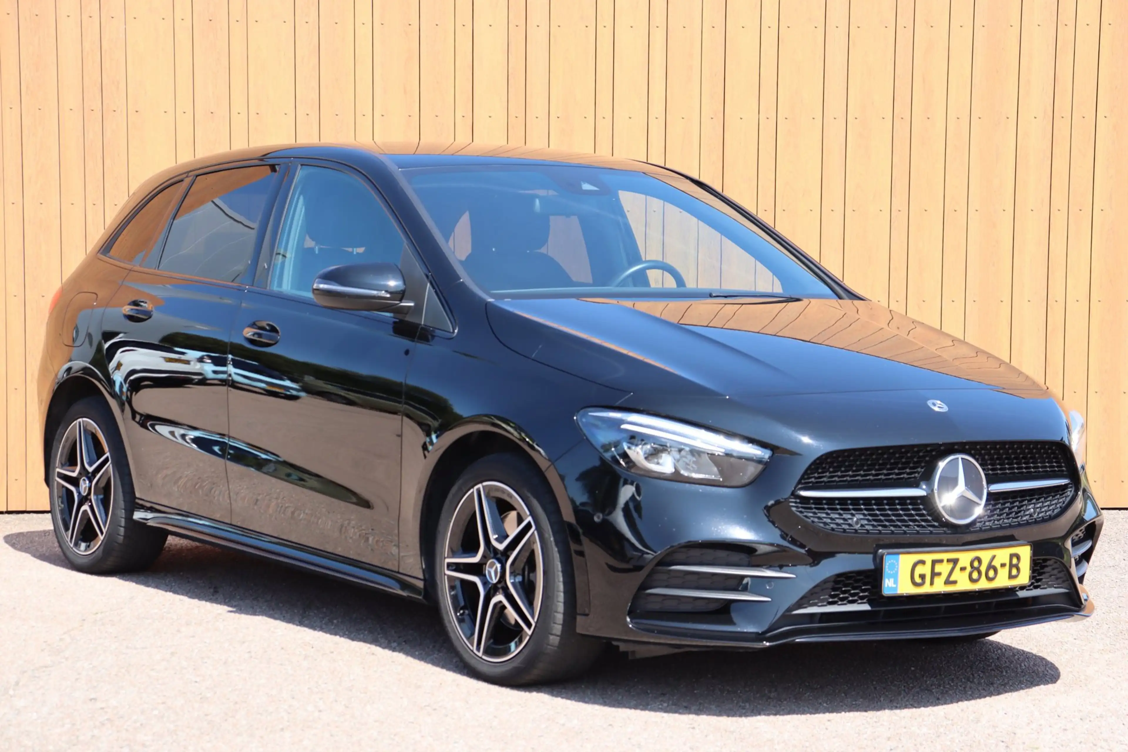 Mercedes-Benz B 250 e Premium Plus leer/alc camera — photo 2