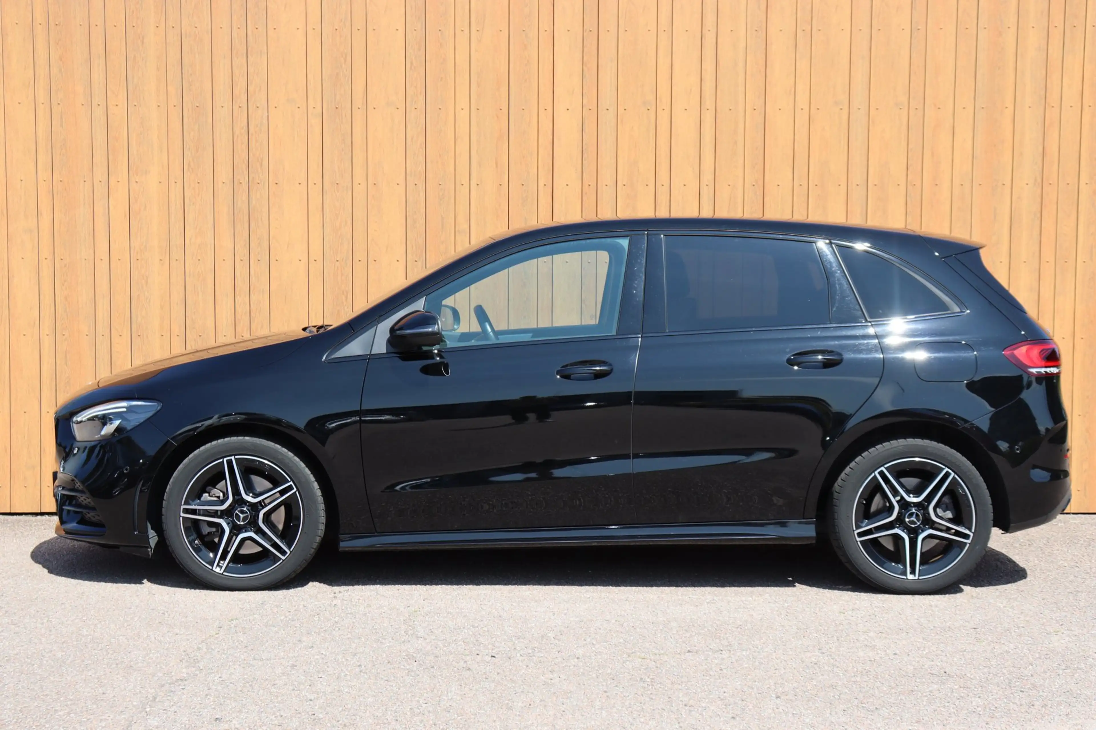 Mercedes-Benz B 250 e Premium Plus leer/alc camera — photo 3