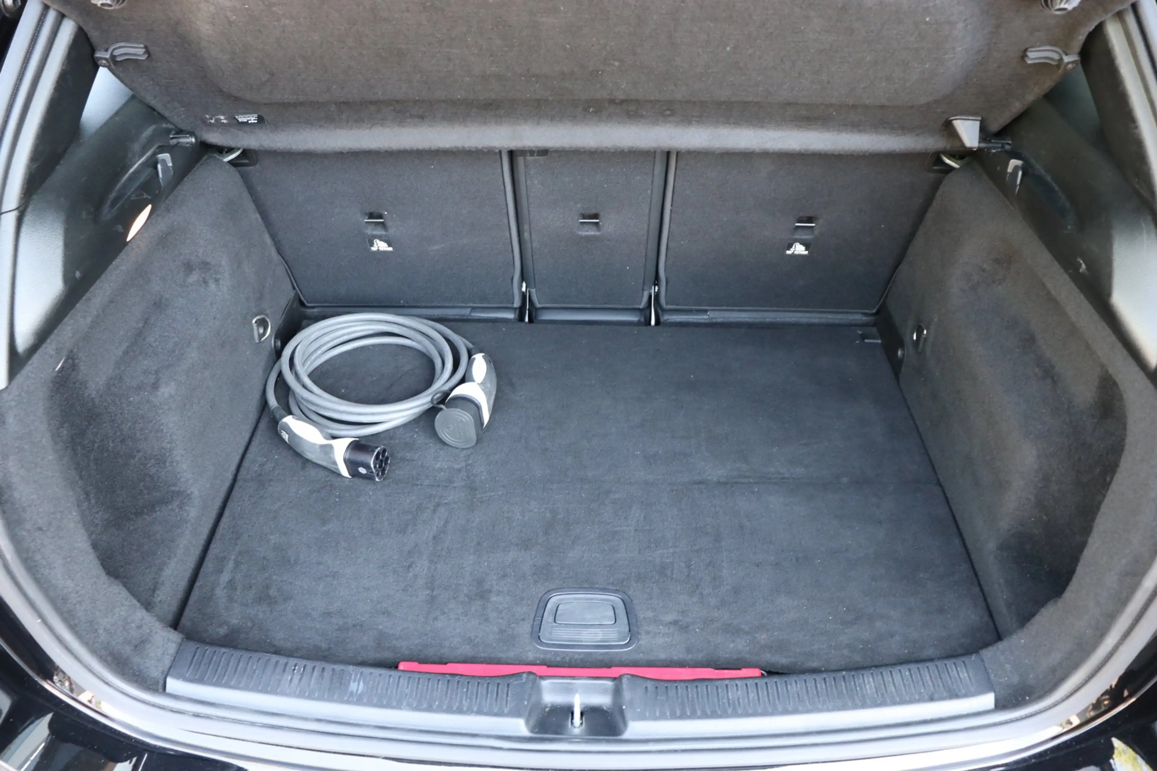 Mercedes-Benz B 250 e Premium Plus leer/alc camera — photo 33