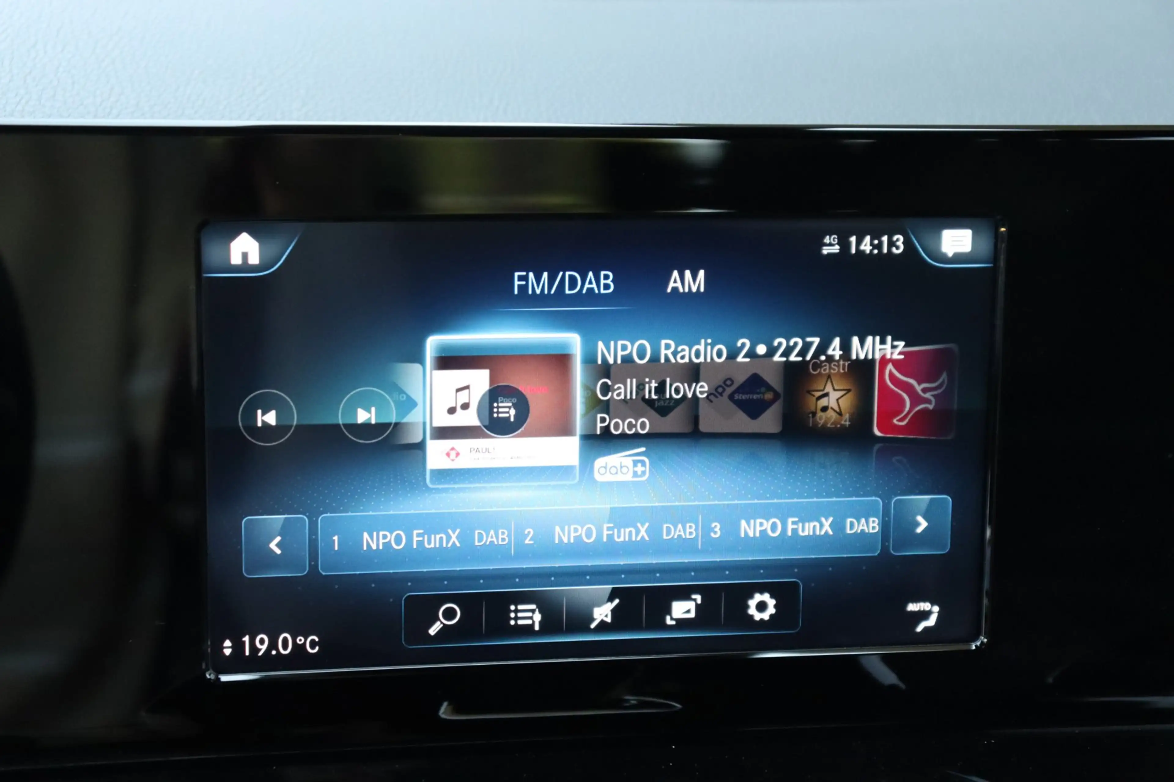 Mercedes-Benz B 250 e Premium Plus leer/alc camera — photo 22