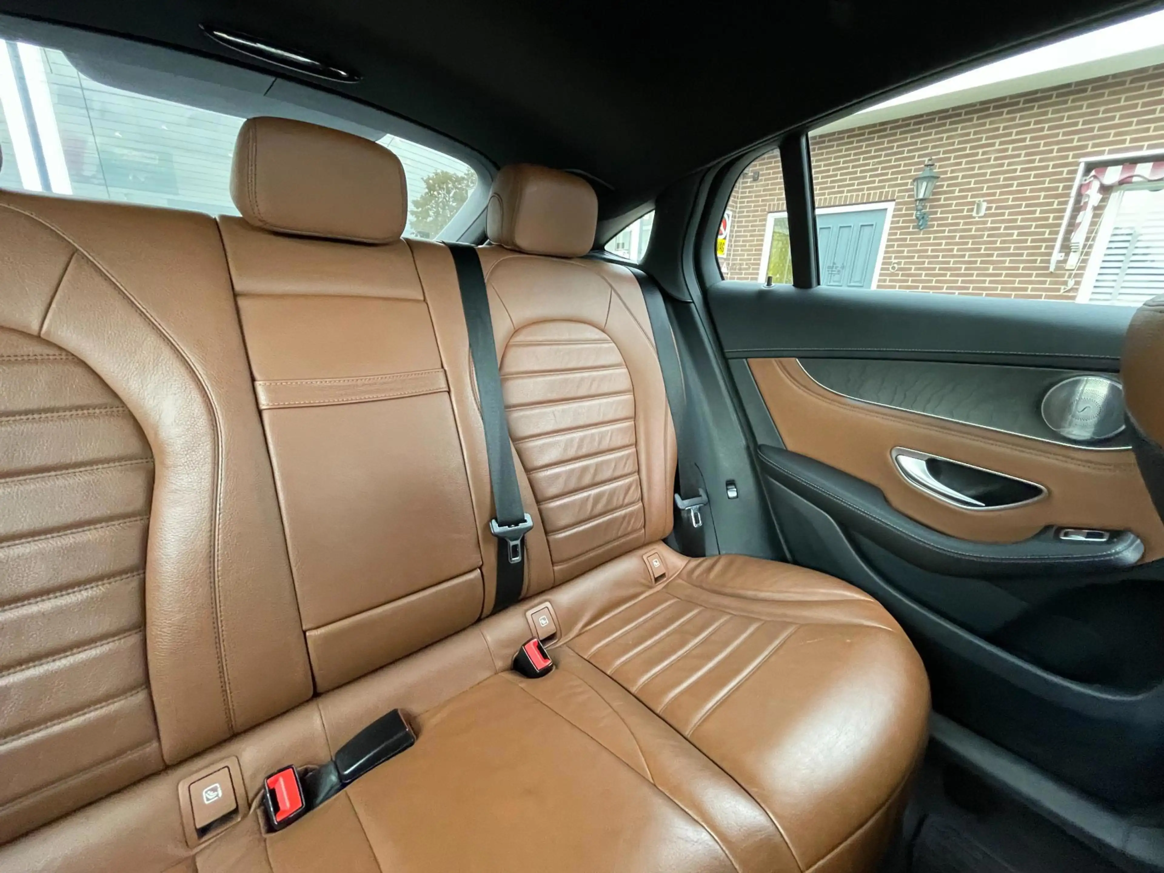 Mercedes-Benz GLC 250 Coupé 4MATIC / AMG / 360CAM / TREKHAAK / ILS — photo 44