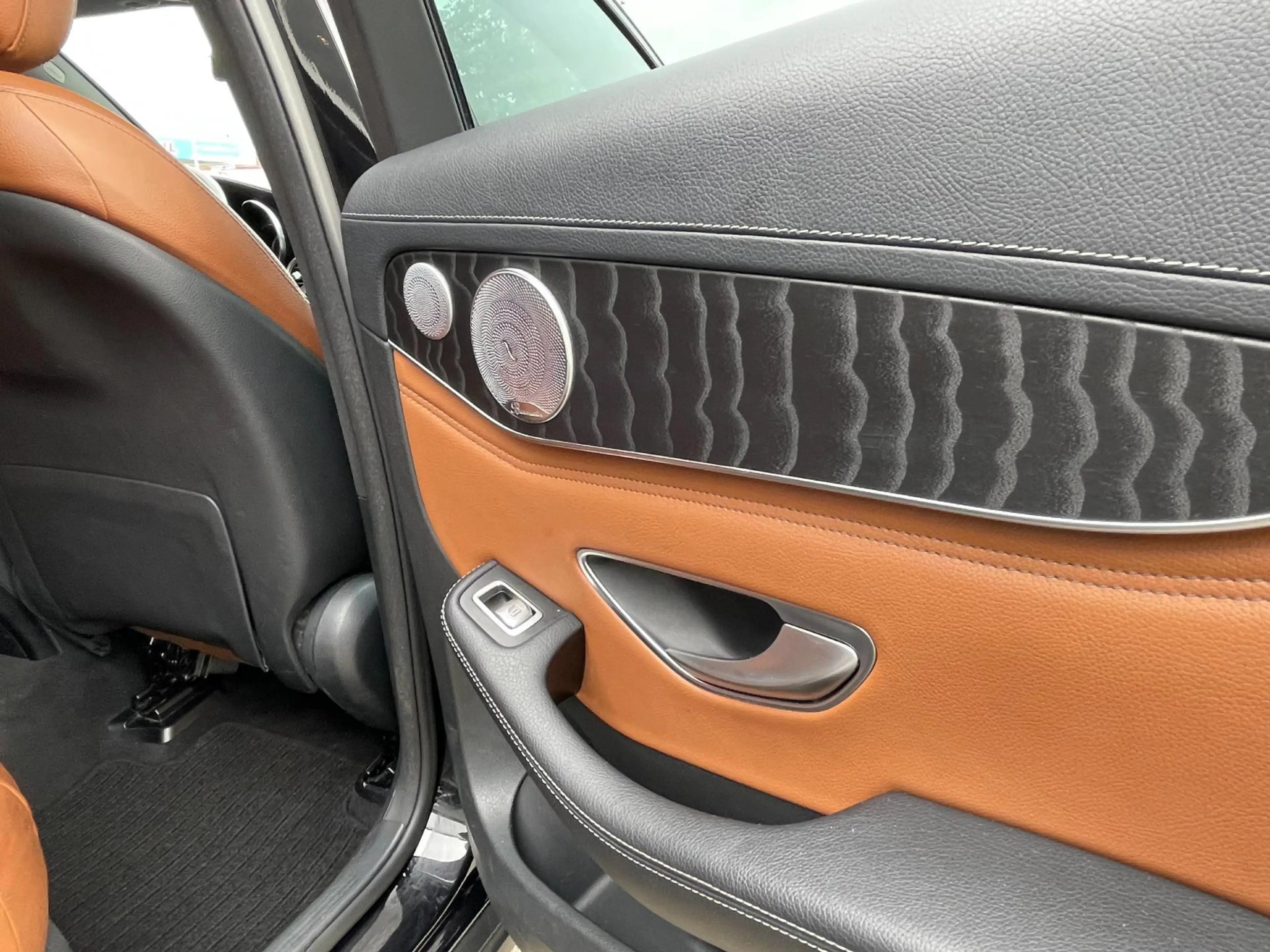 Mercedes-Benz GLC 250 Coupé 4MATIC / AMG / 360CAM / TREKHAAK / ILS — photo 36