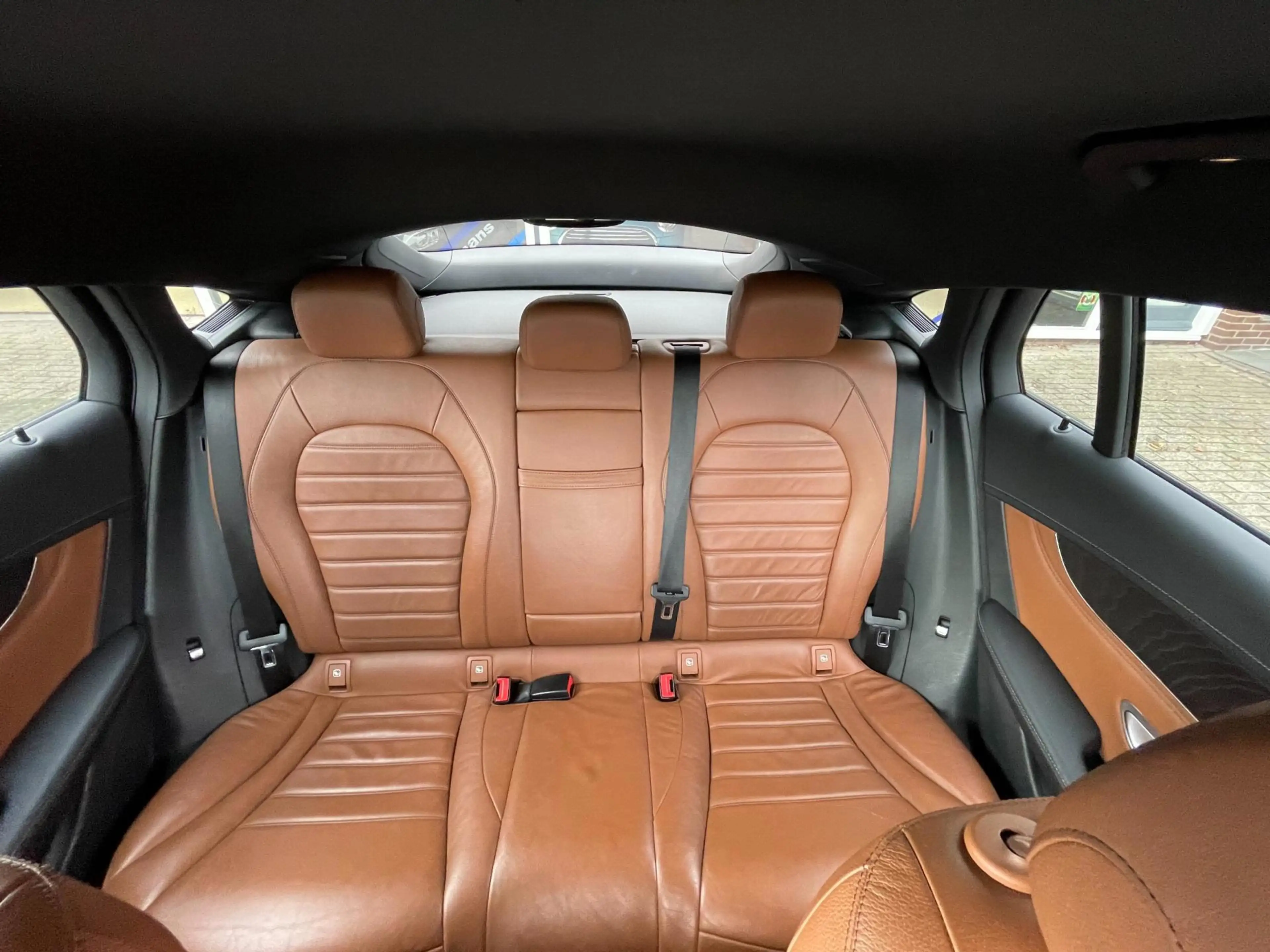 Mercedes-Benz GLC 250 Coupé 4MATIC / AMG / 360CAM / TREKHAAK / ILS — photo 42