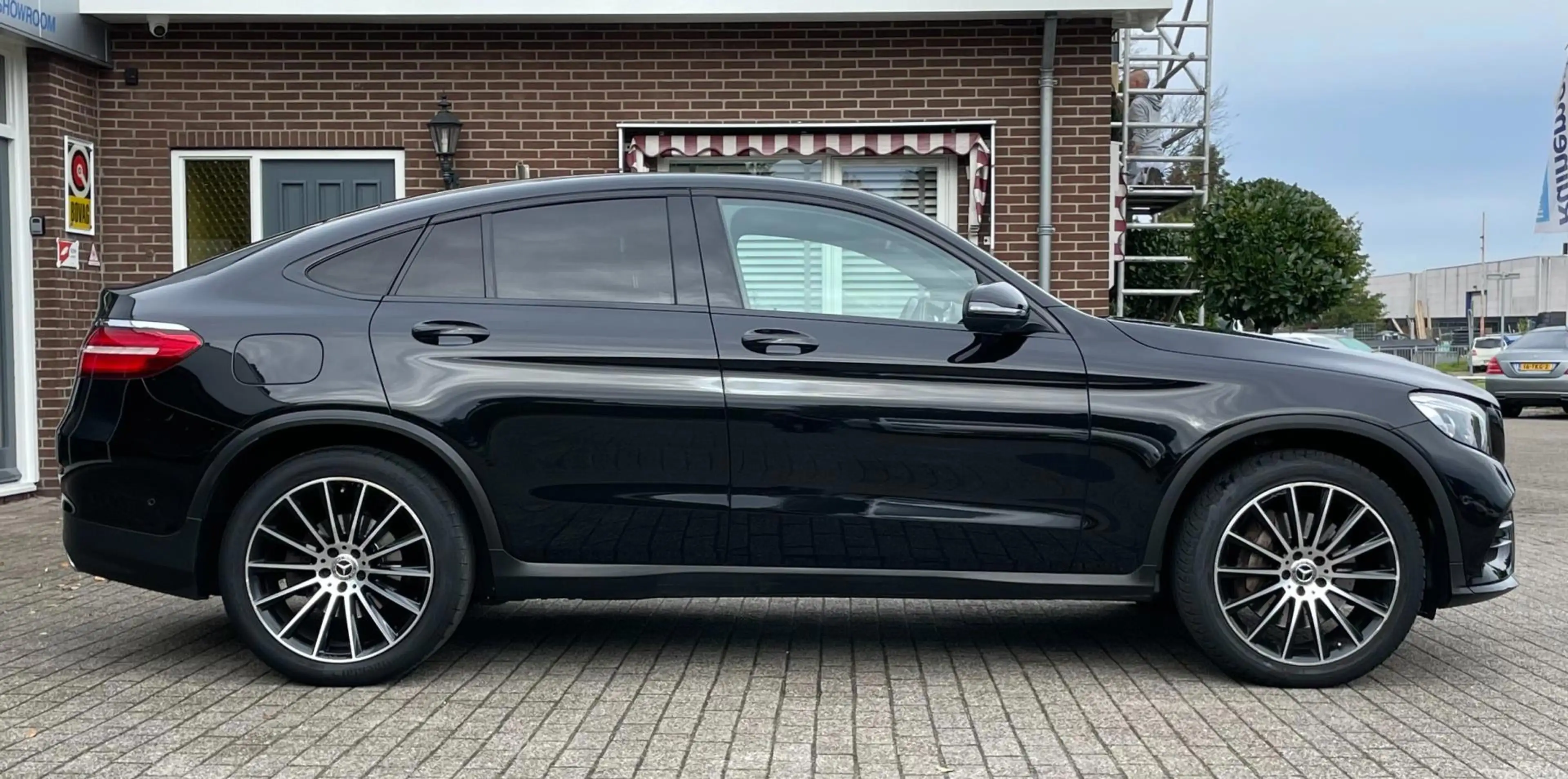 Mercedes-Benz GLC 250 Coupé 4MATIC / AMG / 360CAM / TREKHAAK / ILS — photo 4