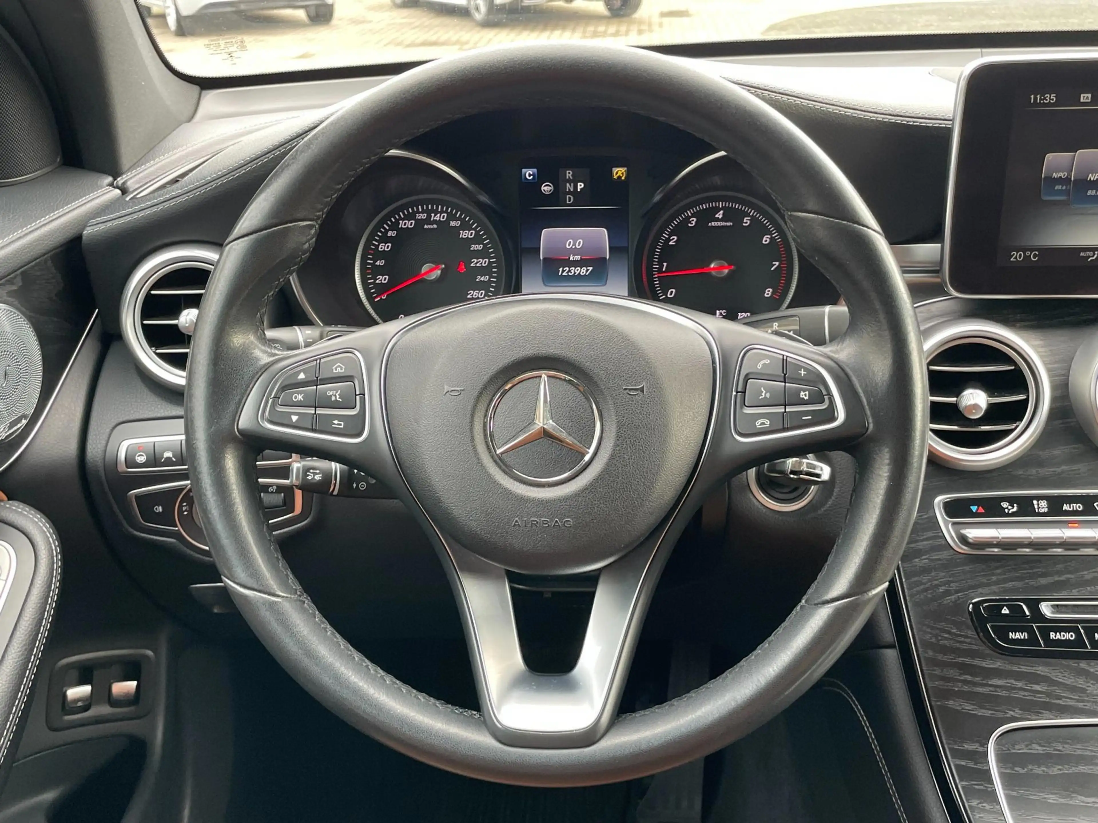Mercedes-Benz GLC 250 Coupé 4MATIC / AMG / 360CAM / TREKHAAK / ILS — photo 46