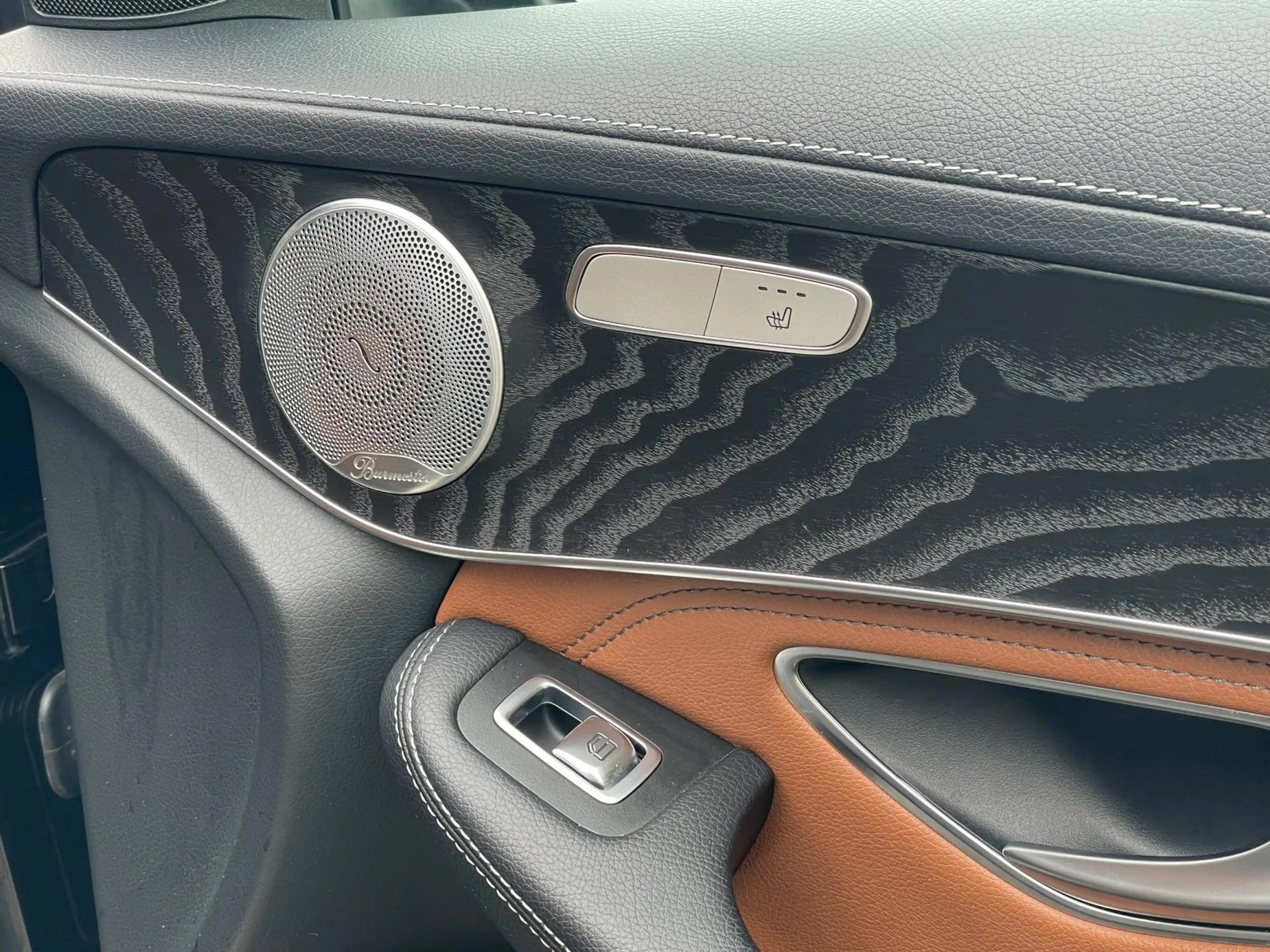 Mercedes-Benz GLC 250 Coupé 4MATIC / AMG / 360CAM / TREKHAAK / ILS — photo 41