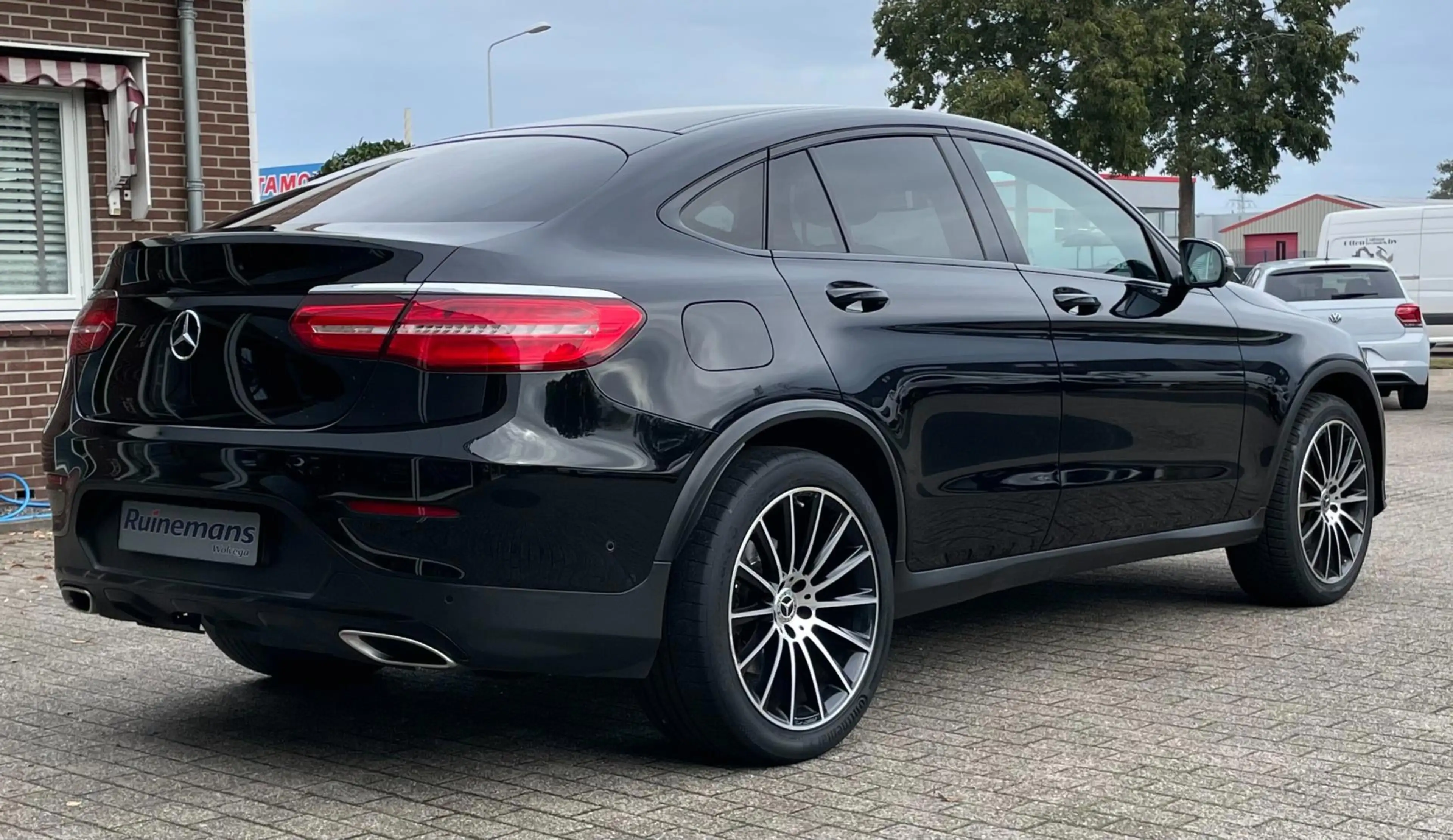 Mercedes-Benz GLC 250 Coupé 4MATIC / AMG / 360CAM / TREKHAAK / ILS — photo 5