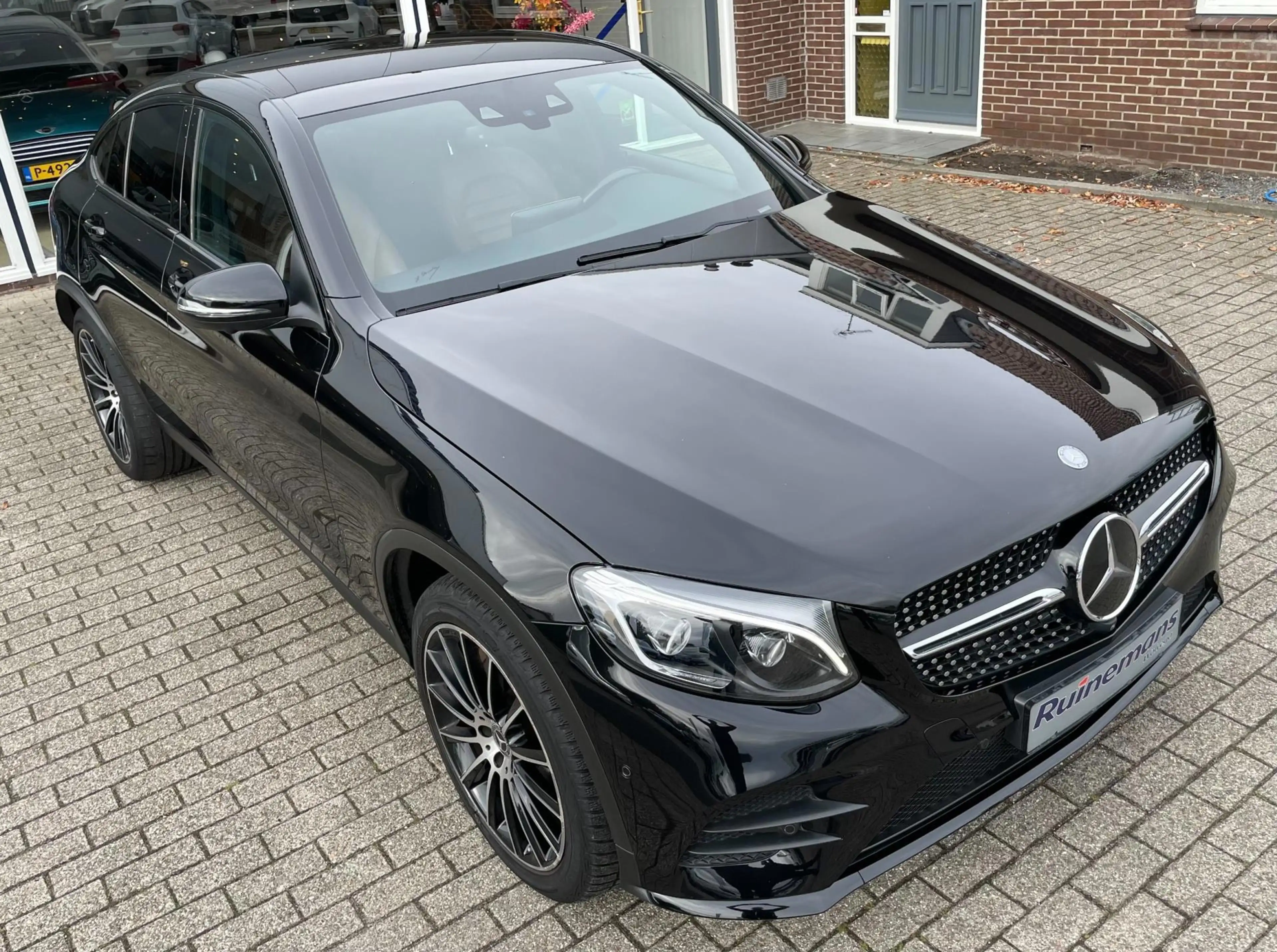 Mercedes-Benz GLC 250 Coupé 4MATIC / AMG / 360CAM / TREKHAAK / ILS — photo 15