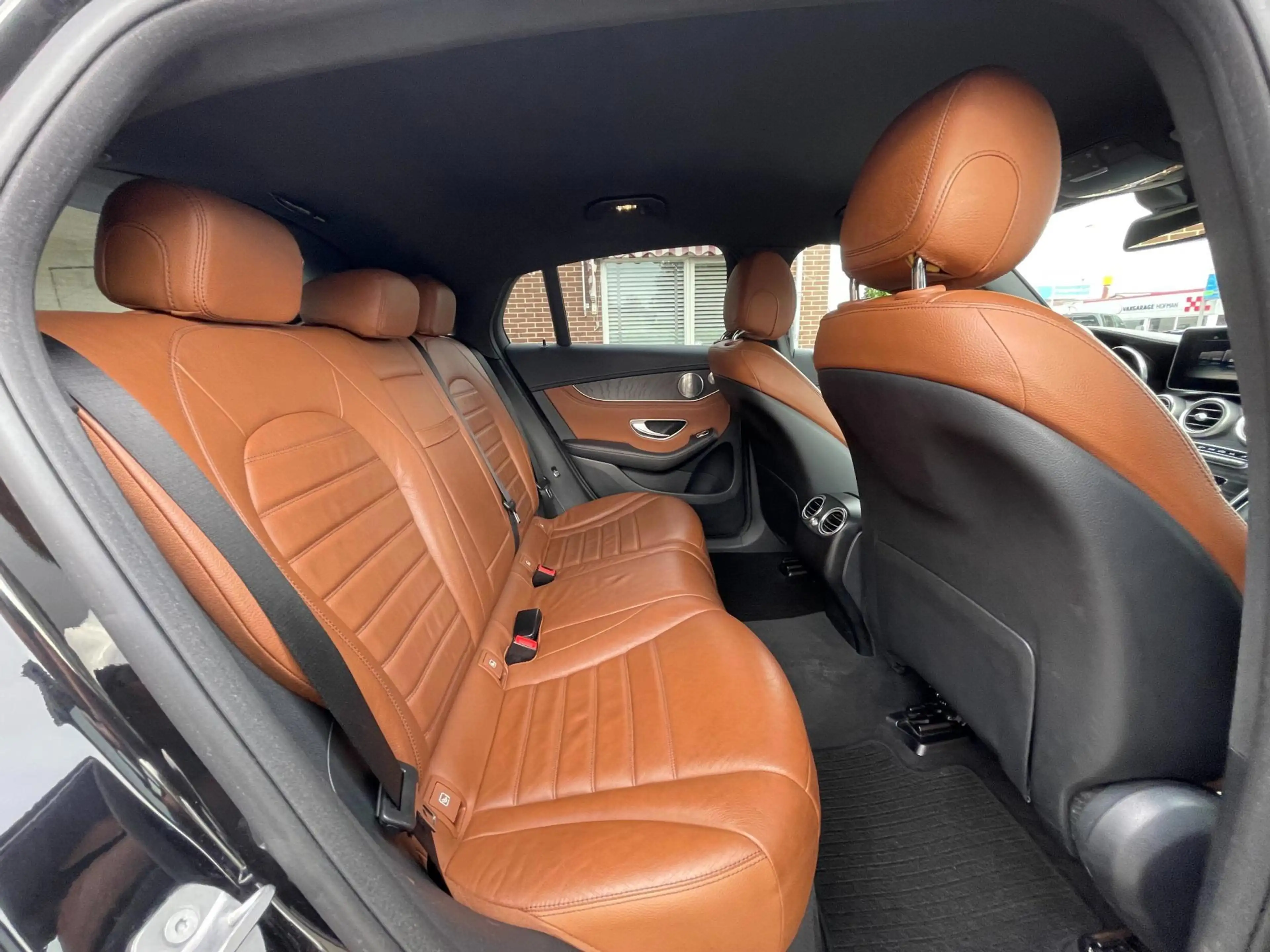 Mercedes-Benz GLC 250 Coupé 4MATIC / AMG / 360CAM / TREKHAAK / ILS — photo 34
