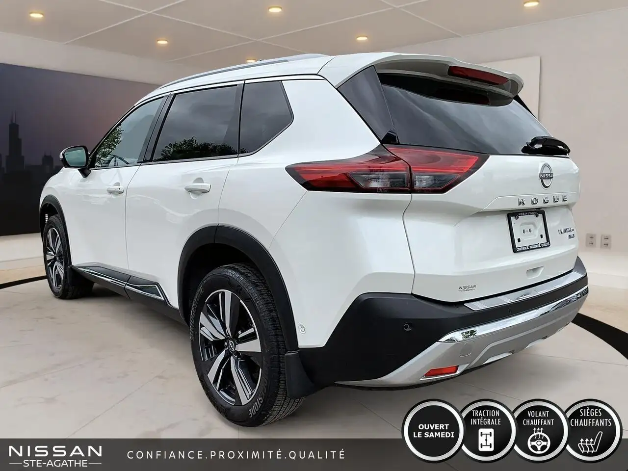 Nissan Rogue снимка Nissan Rogue