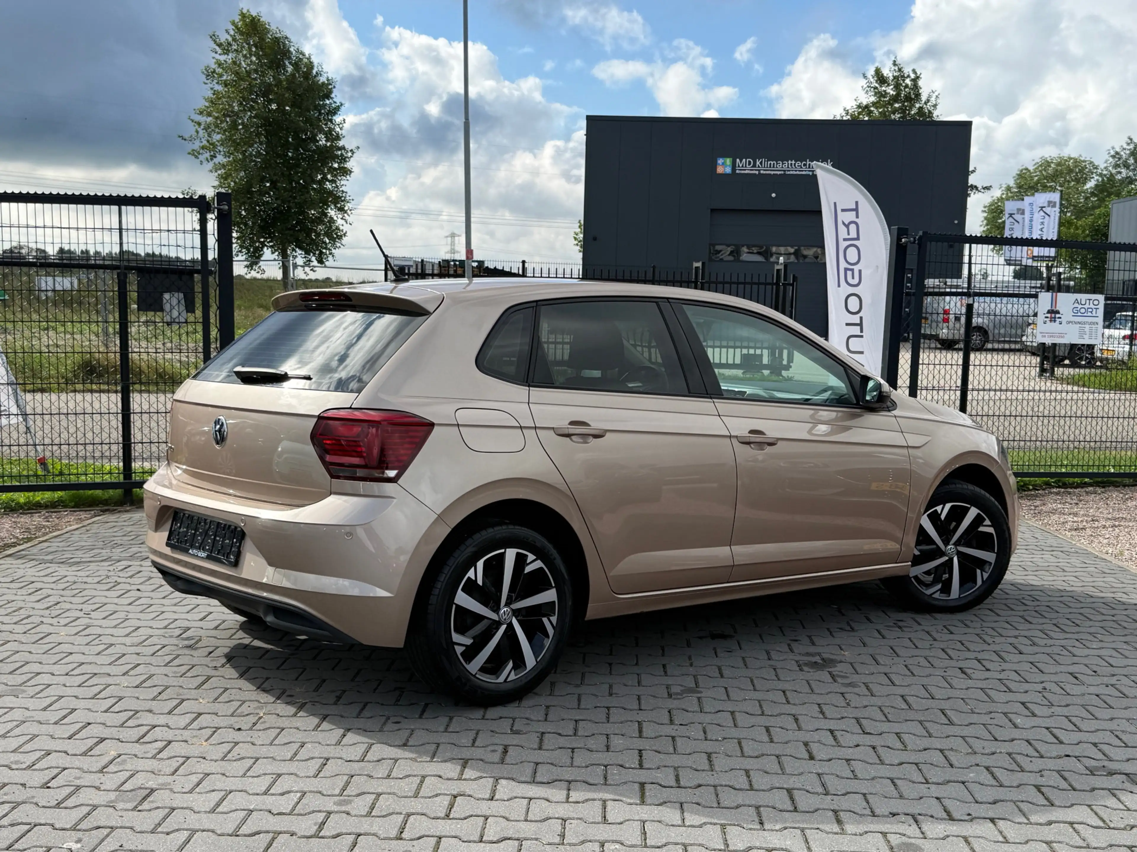 Volkswagen Polo 1.0 TSI Highline | Clima | Alu velgen | Parkeersen — photo 2