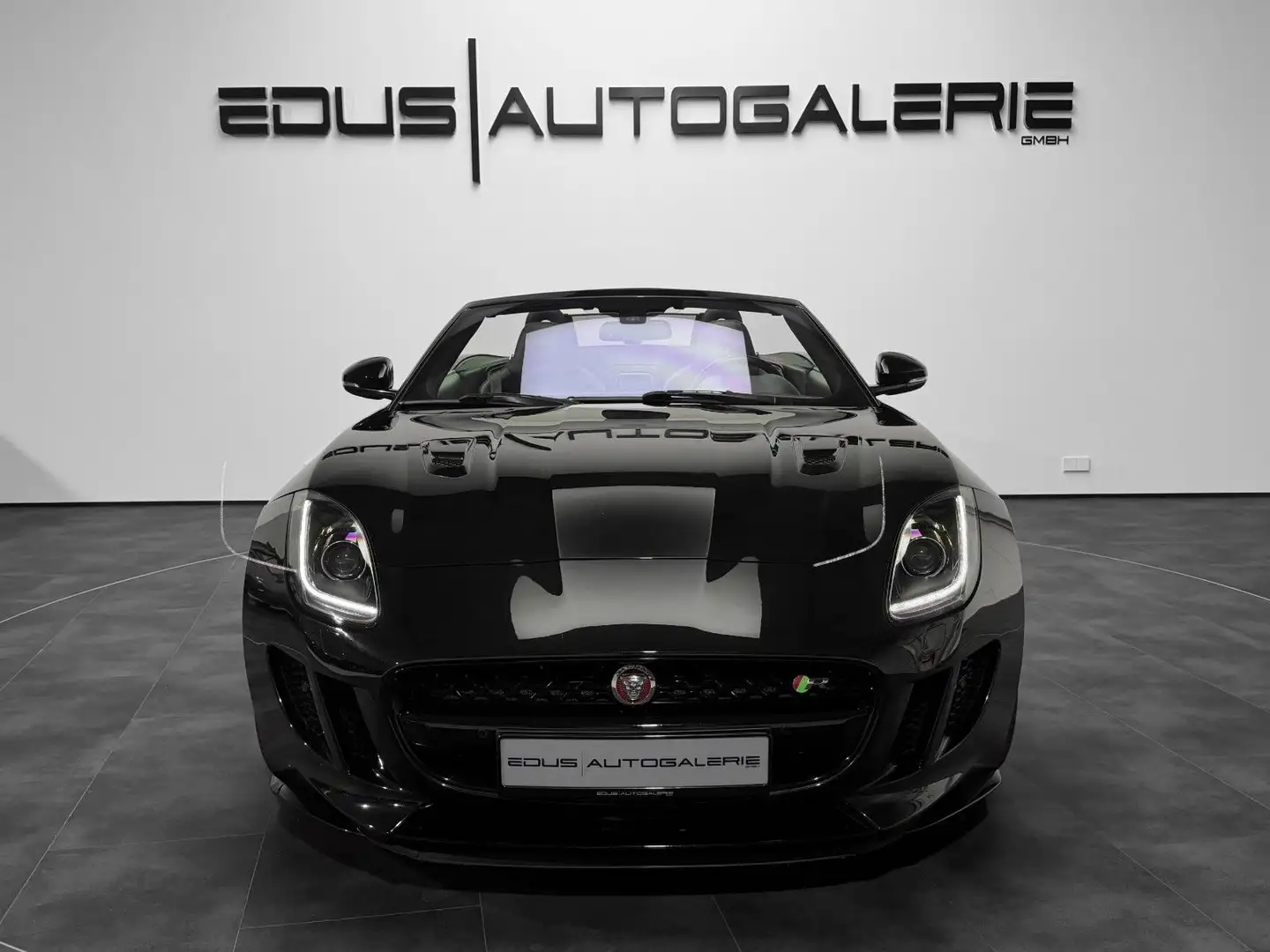 Jaguar F-Type Cabriolet R AWD RFK Technologie-Paket Schwarz - 2