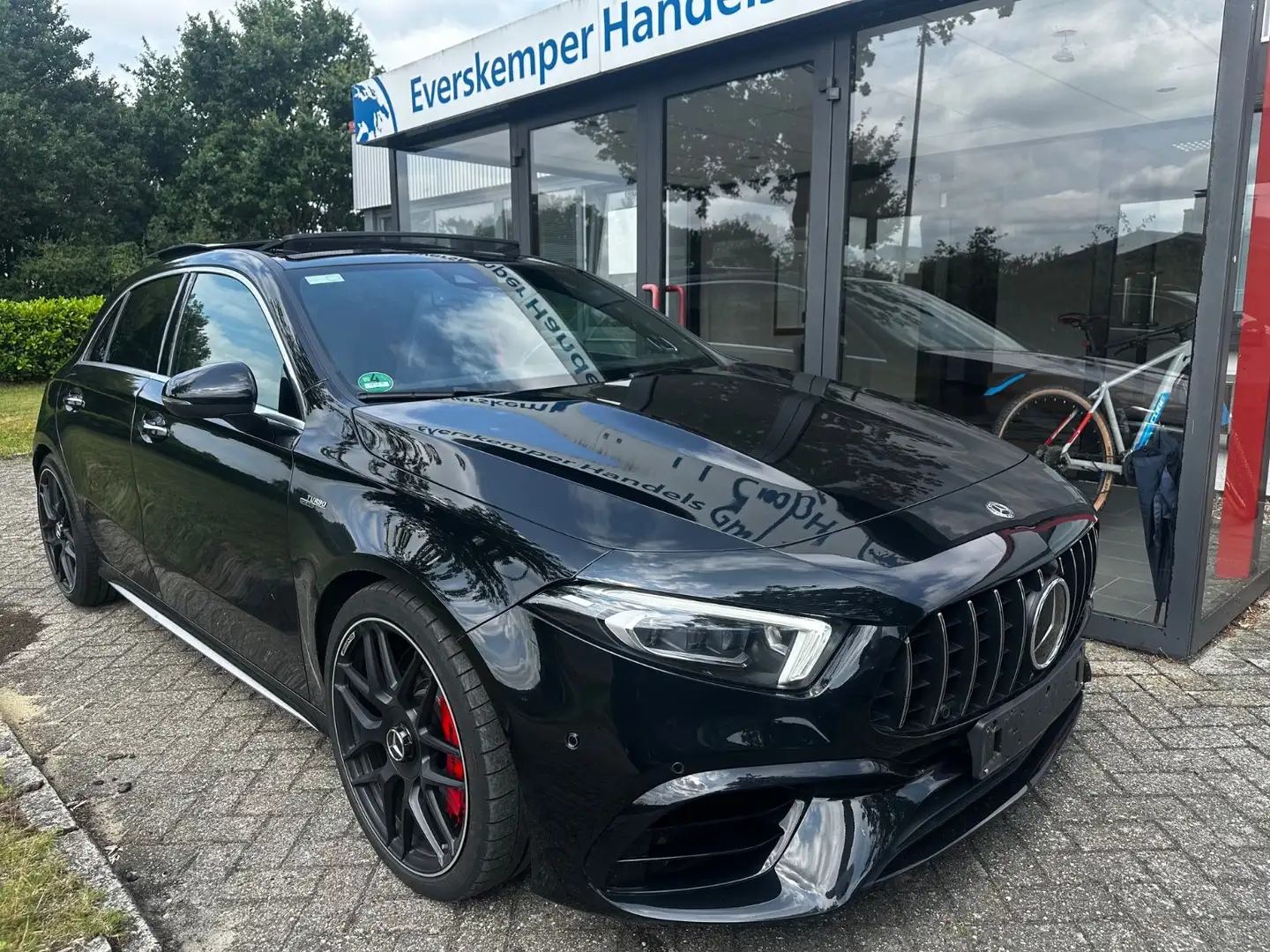 Mercedes-Benz A 45 AMG A 45 S AMG 4Matic /PANO/ DRIVERS PACK. /HEAD-UP Schwarz - 2