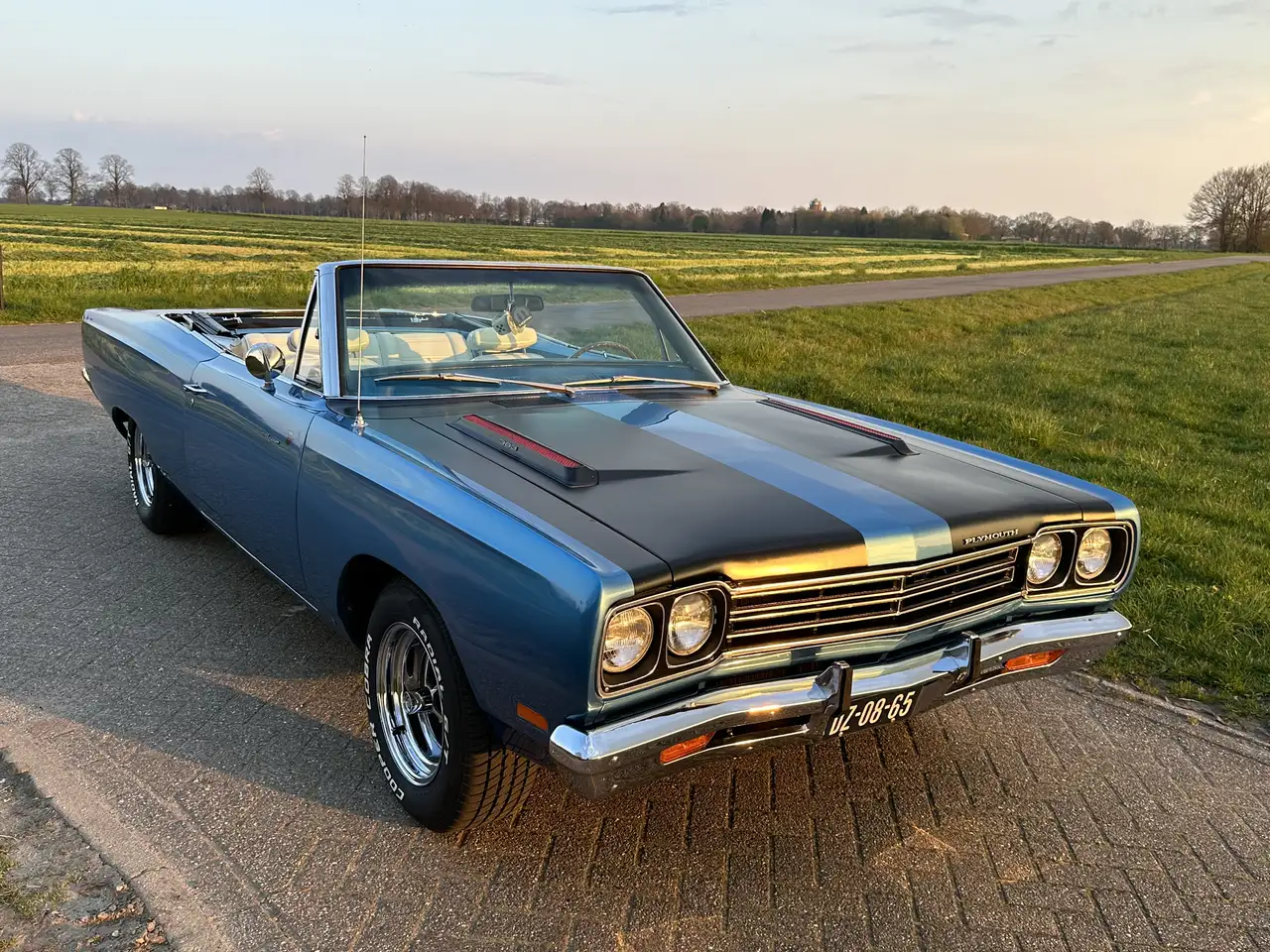 Plymouth Road Runner