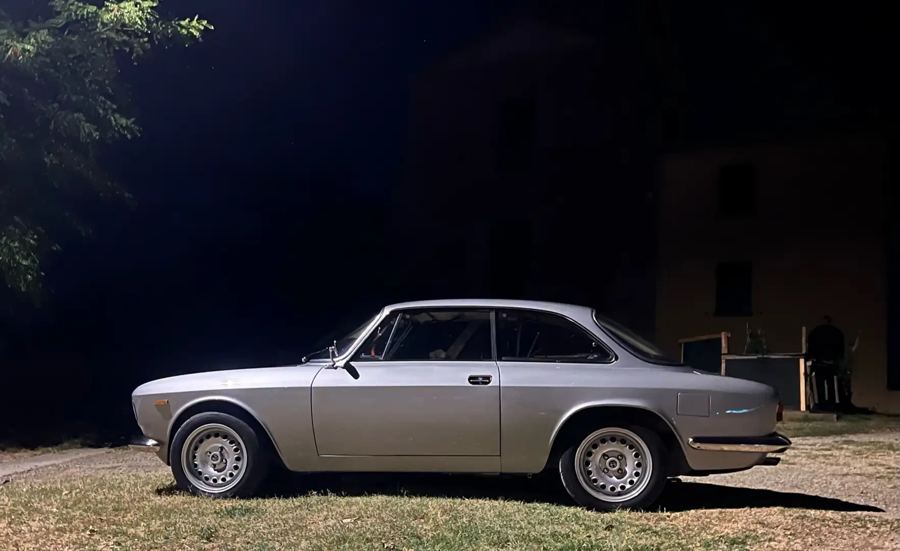 Alfa Romeo GT Alfa Giulia GT Junior Gris - 1