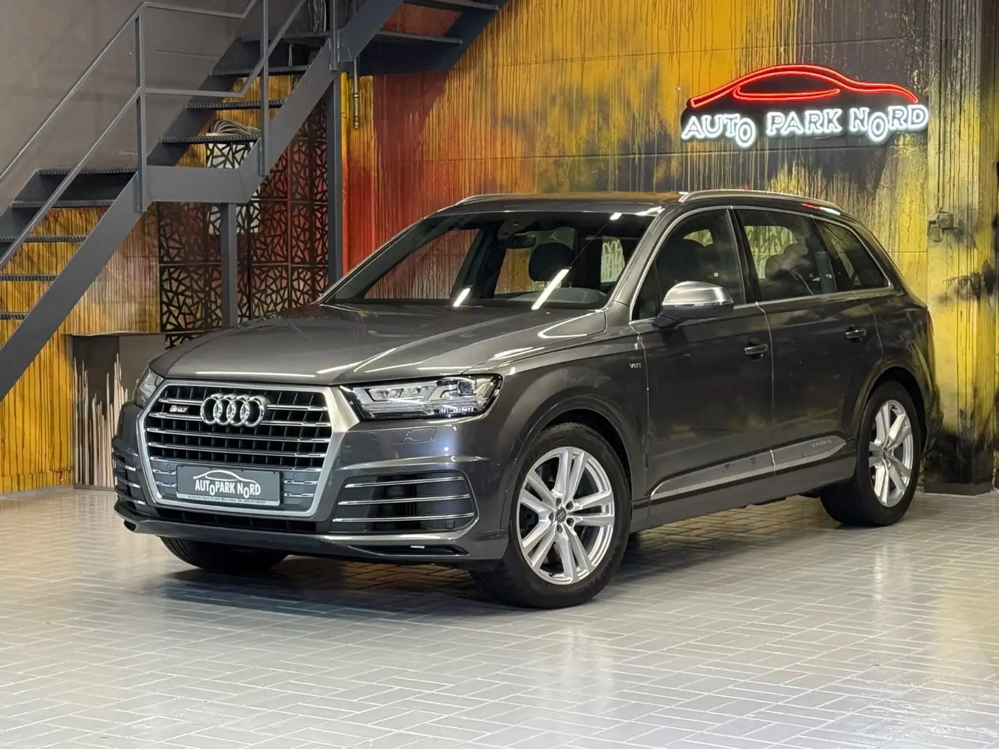Audi SQ7 4.0 TDI quattro~7-SITZE~LED~AHK~STANDHEIZUNG Grau - 1