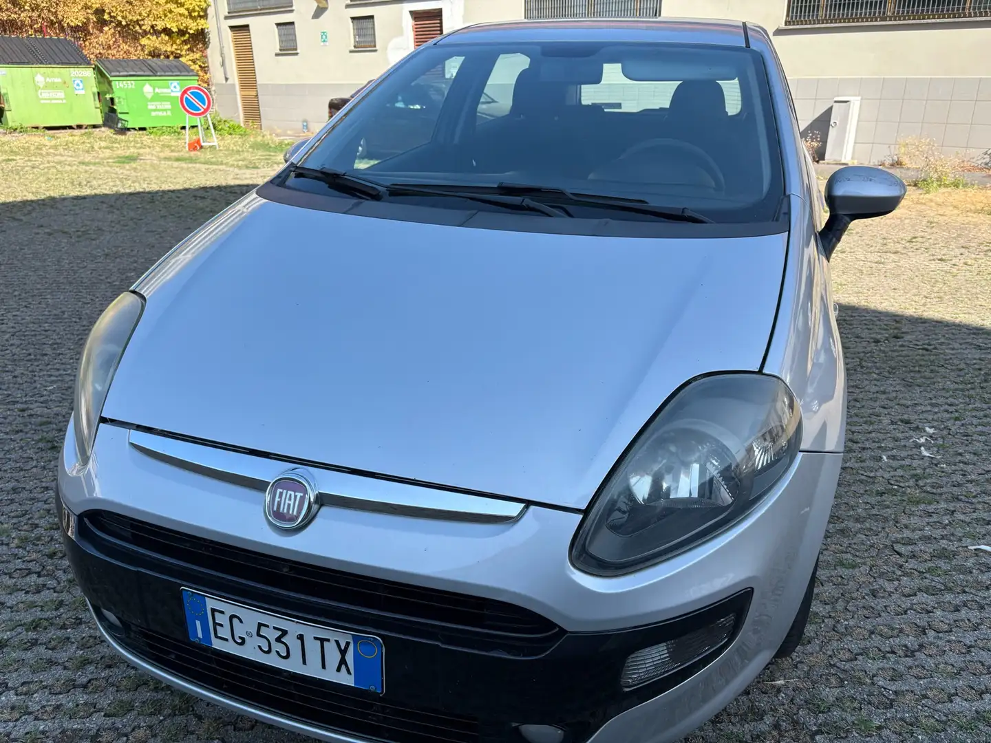 Fiat Punto Evo 5p 1.3 mjt Dynamic s&s 75cv dpf Grijs - 2