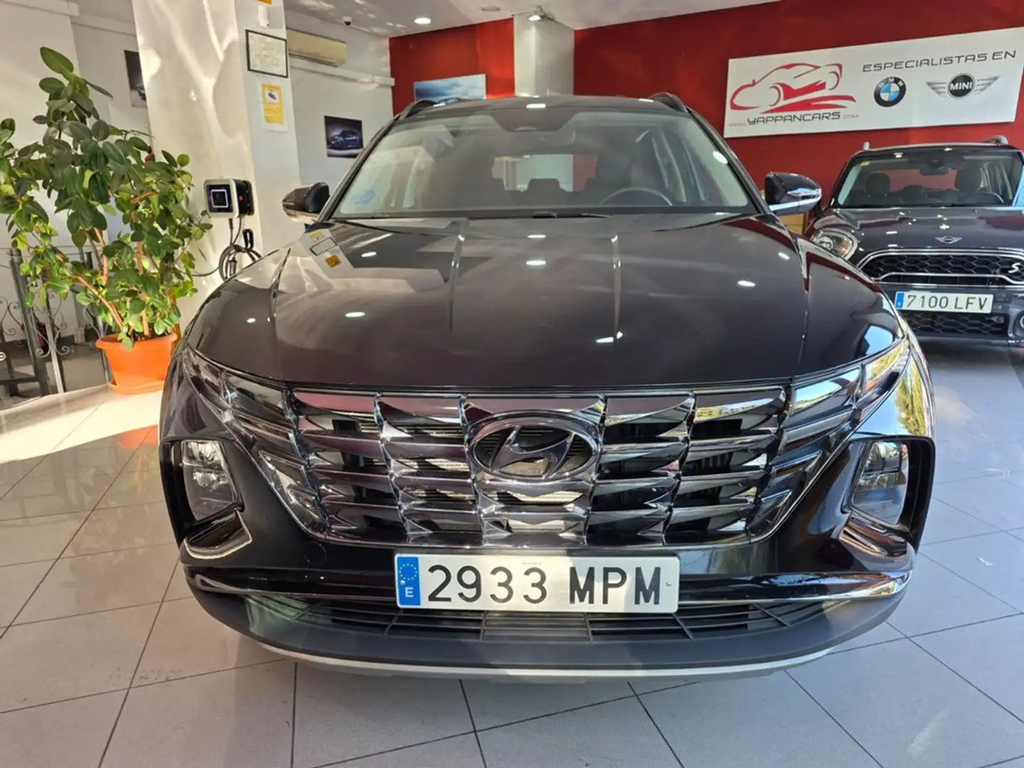 Hyundai TUCSON 1.6 TGDI 169kW (230CV) HEV Maxx Auto Negro - 2