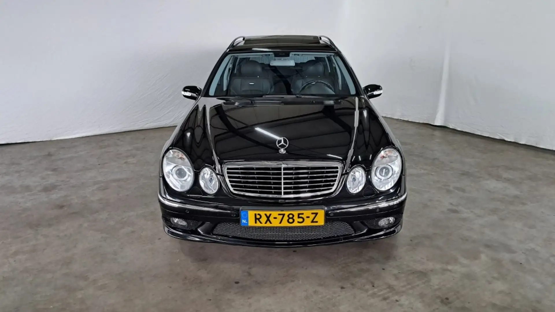 Mercedes-Benz E 55 AMG E 55 AMG - 2